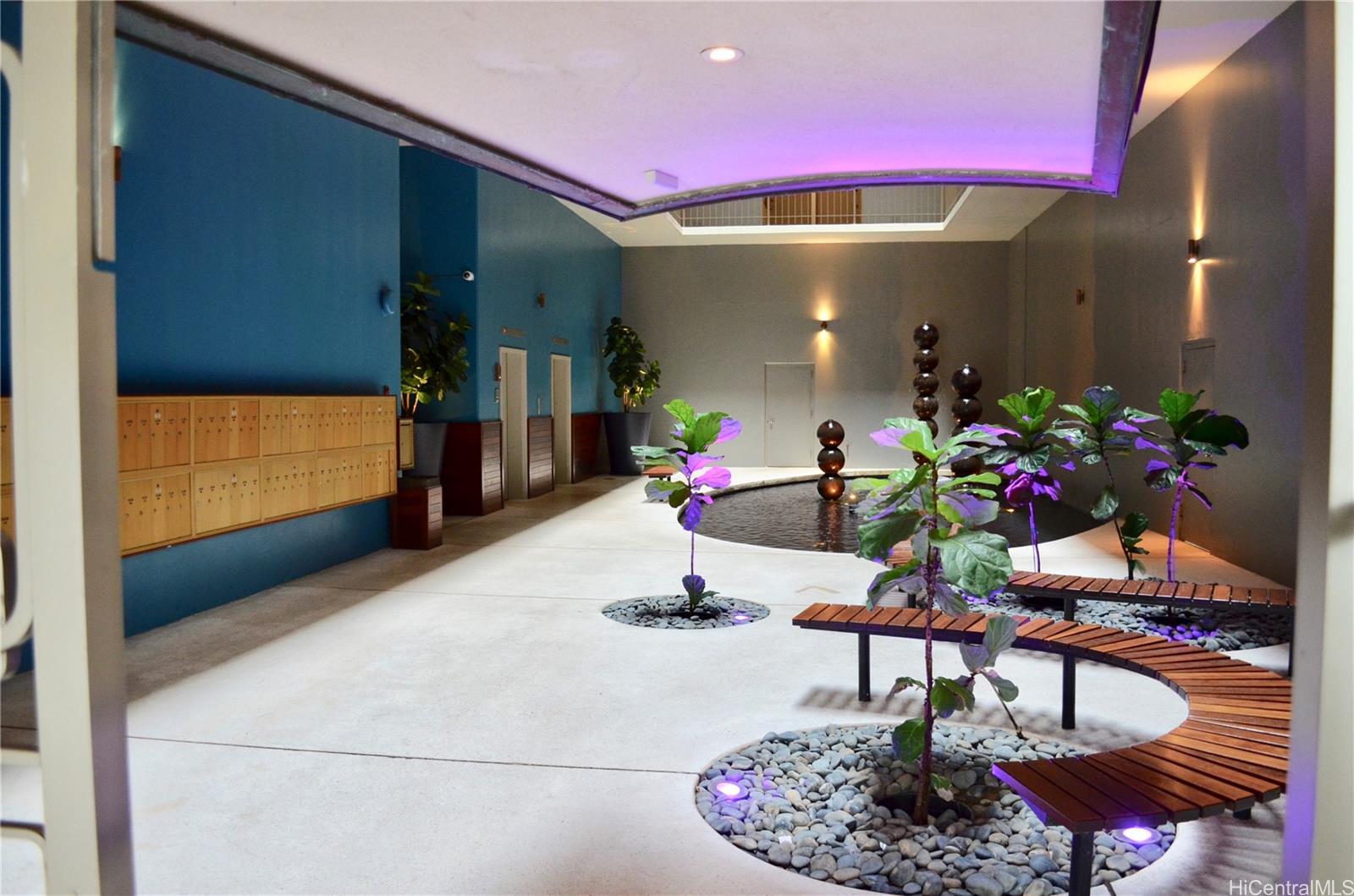 Marina Towers condo # 708, Honolulu, Hawaii - photo 21 of 24