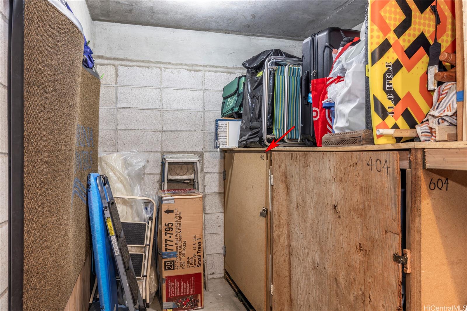 Marina Towers condo # 906, Honolulu, Hawaii - photo 21 of 22