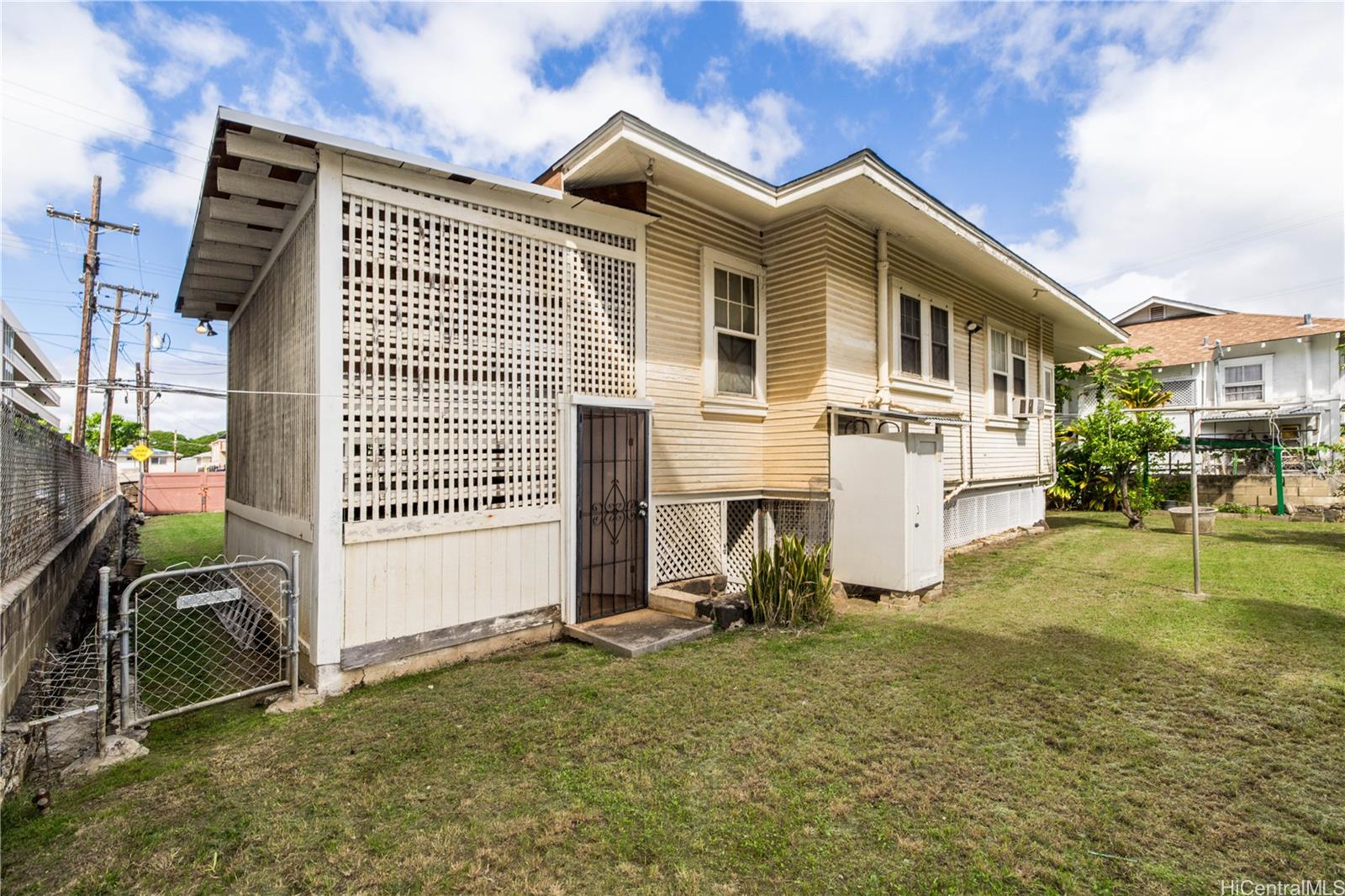 1645  Nuuanu Ave Nuuanu-lower, Honolulu home - photo 24 of 25