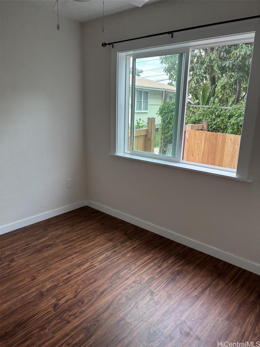 1645-A Kamehameha IV Road Honolulu - Rental - photo 6 of 11