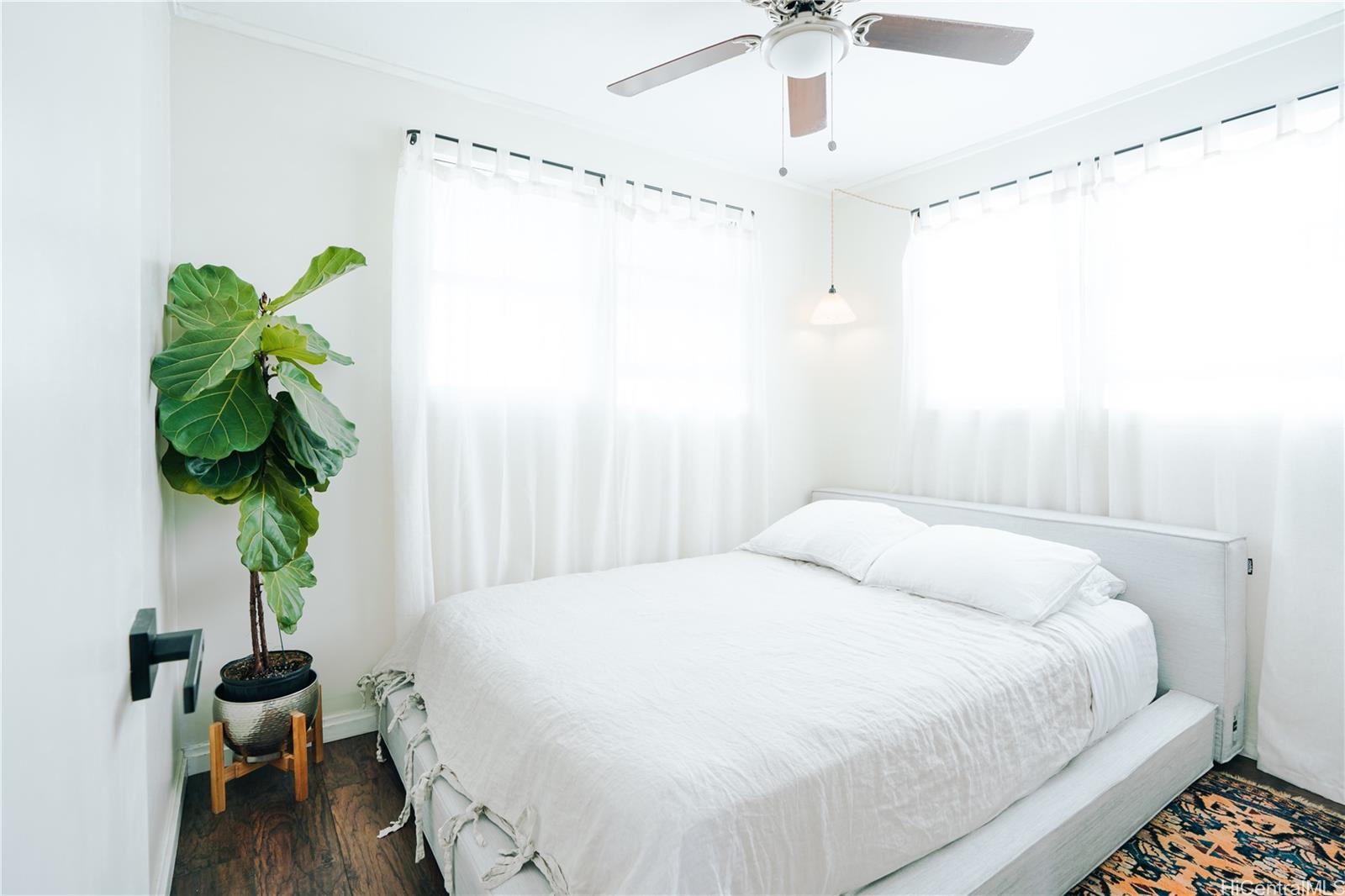 1649 10th Ave Honolulu - Rental - photo 18 of 20