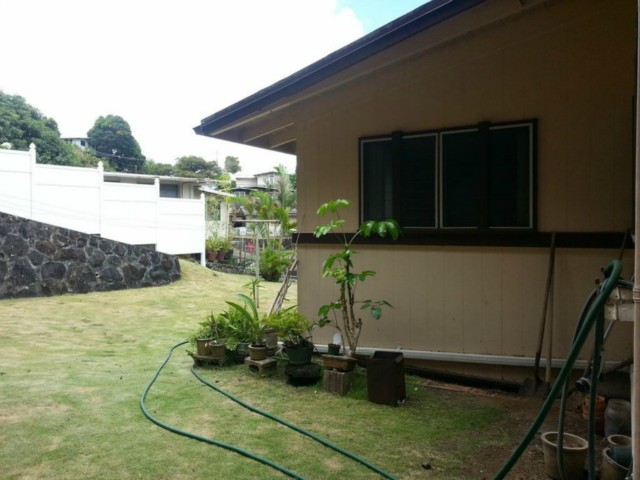 1649  Ala Mahamoe St Moanalua Gardens, Honolulu home - photo 19 of 19