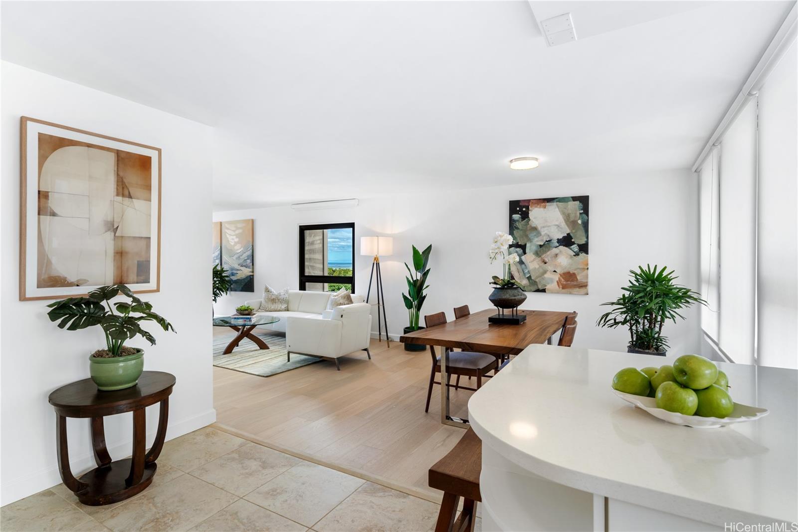 Yacht Harbor Towers condo # 1101, Honolulu, Hawaii - photo 4 of 25