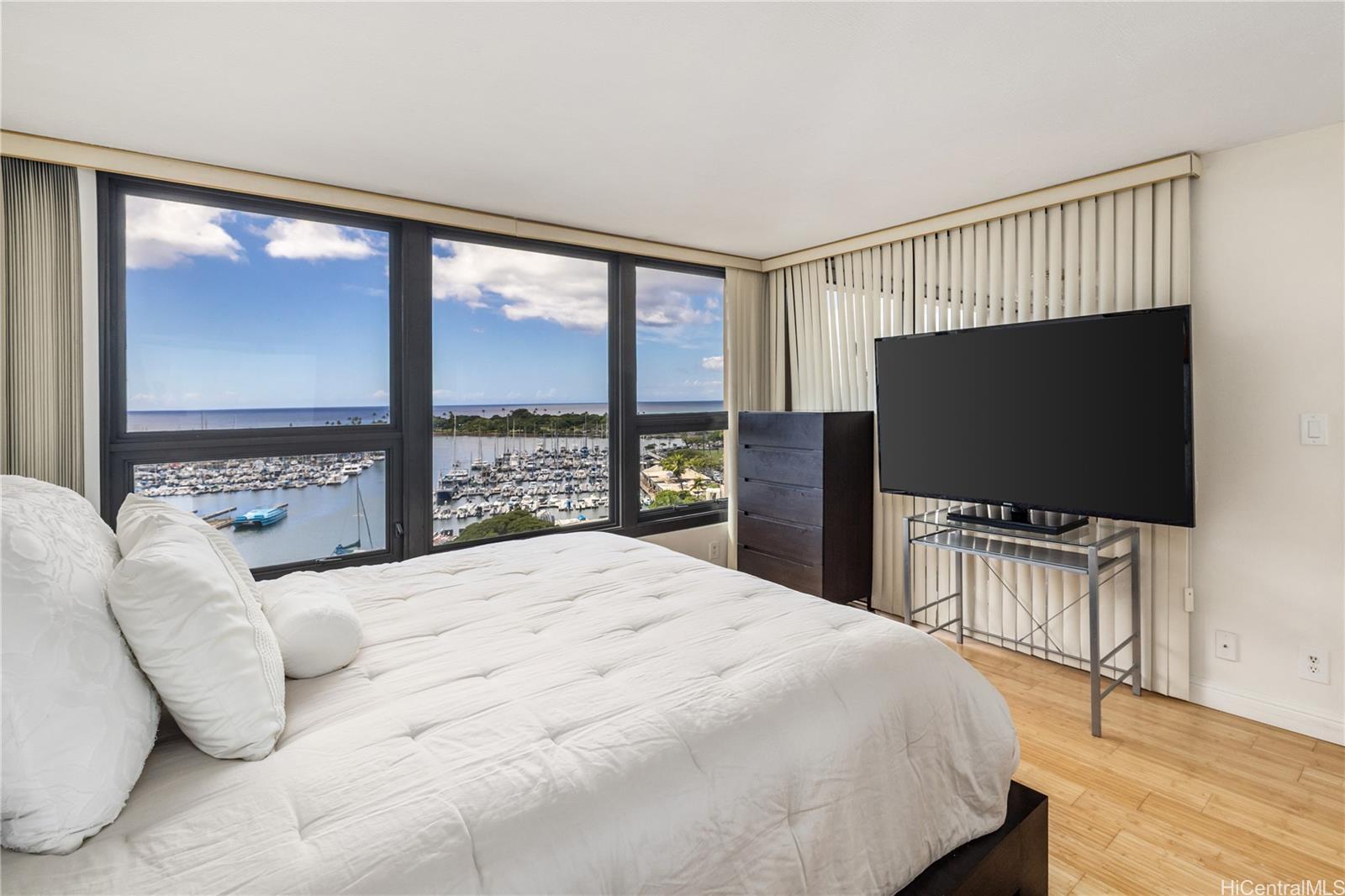 Yacht Harbor Towers condo # 1201, Honolulu, Hawaii - photo 12 of 25