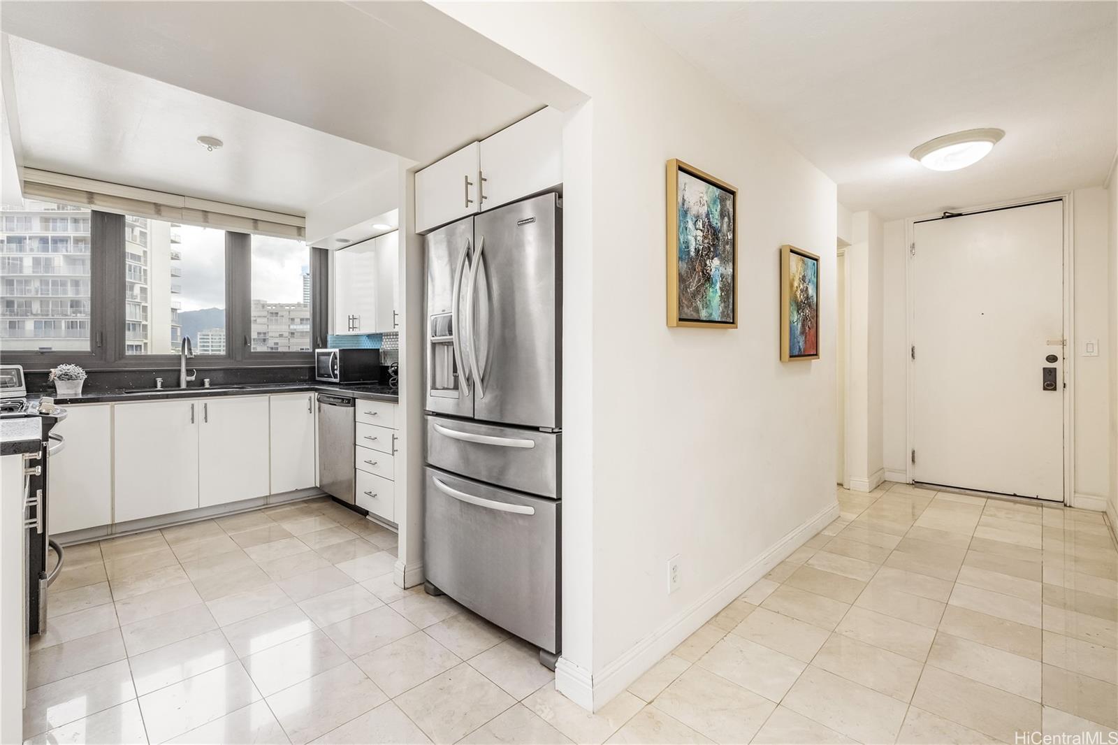 Yacht Harbor Towers condo # 1201, Honolulu, Hawaii - photo 9 of 25