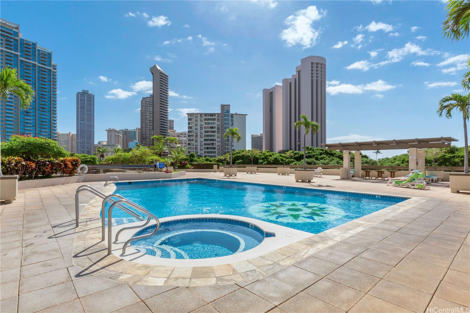 Yacht Harbor Towers condo # 1407, Honolulu, Hawaii - photo 16 of 19