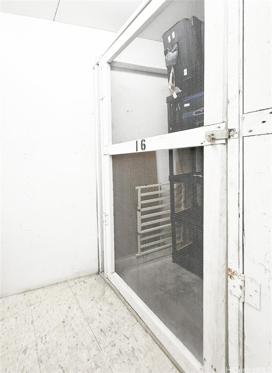 Yacht Harbor Towers condo # 1501, Honolulu, Hawaii - photo 17 of 25