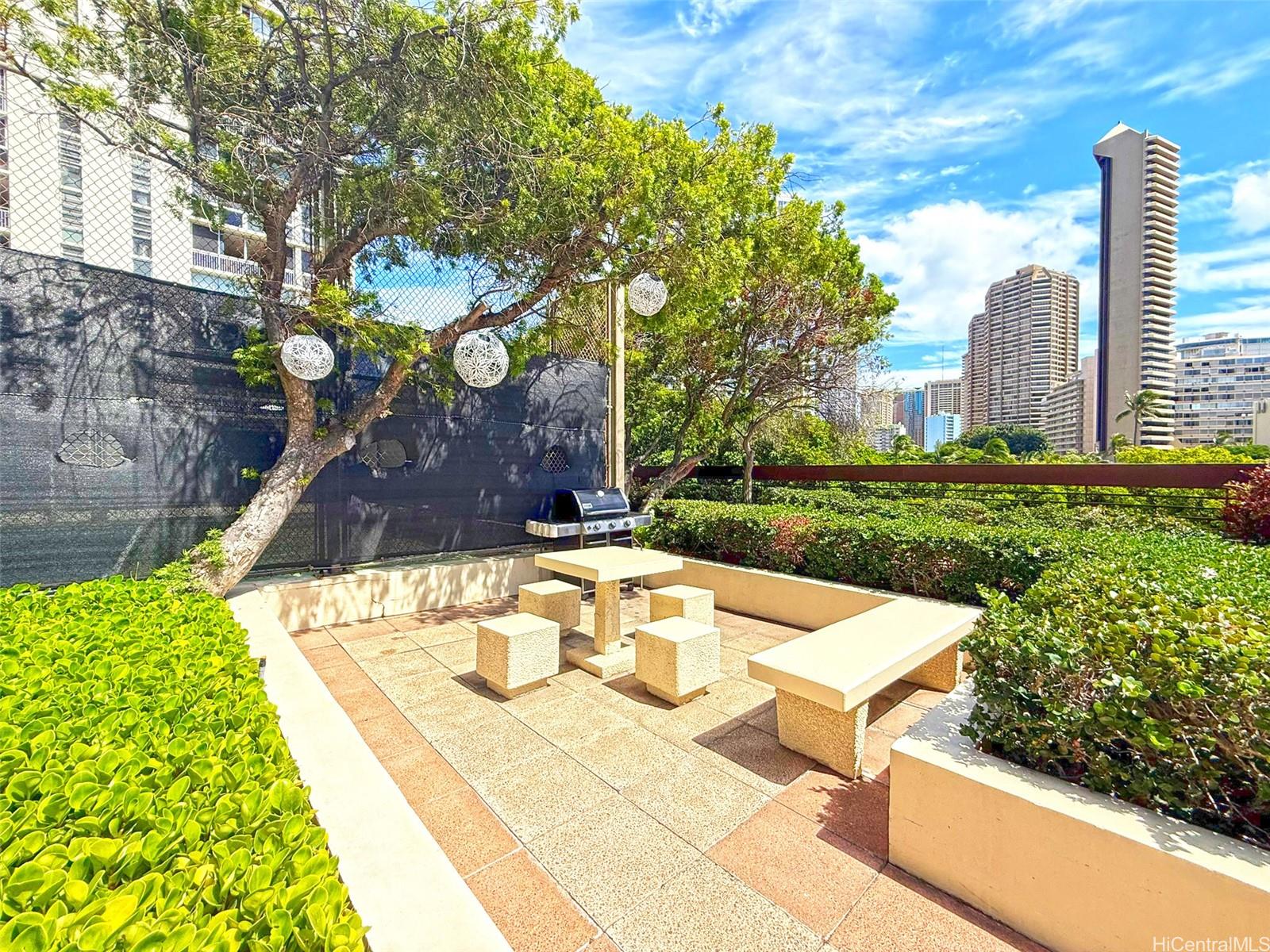 Yacht Harbor Towers condo # 1501, Honolulu, Hawaii - photo 24 of 25