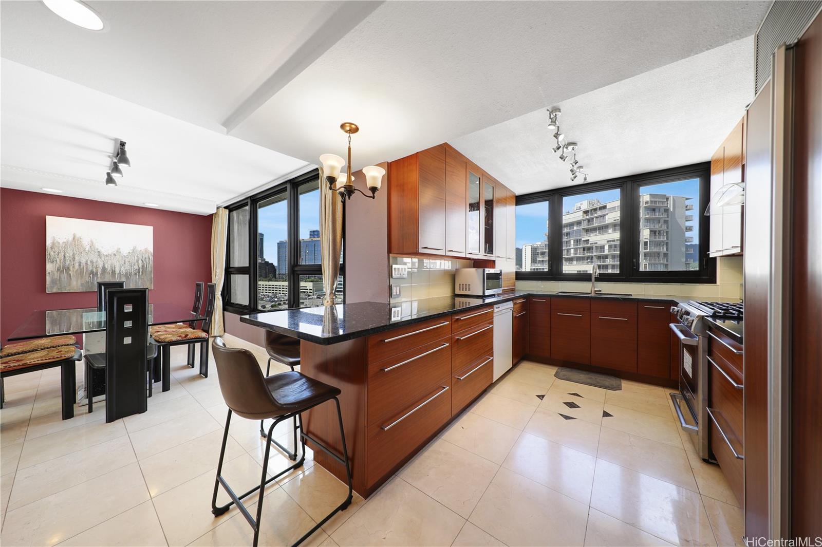 Yacht Harbor Towers condo # 1501, Honolulu, Hawaii - photo 6 of 25