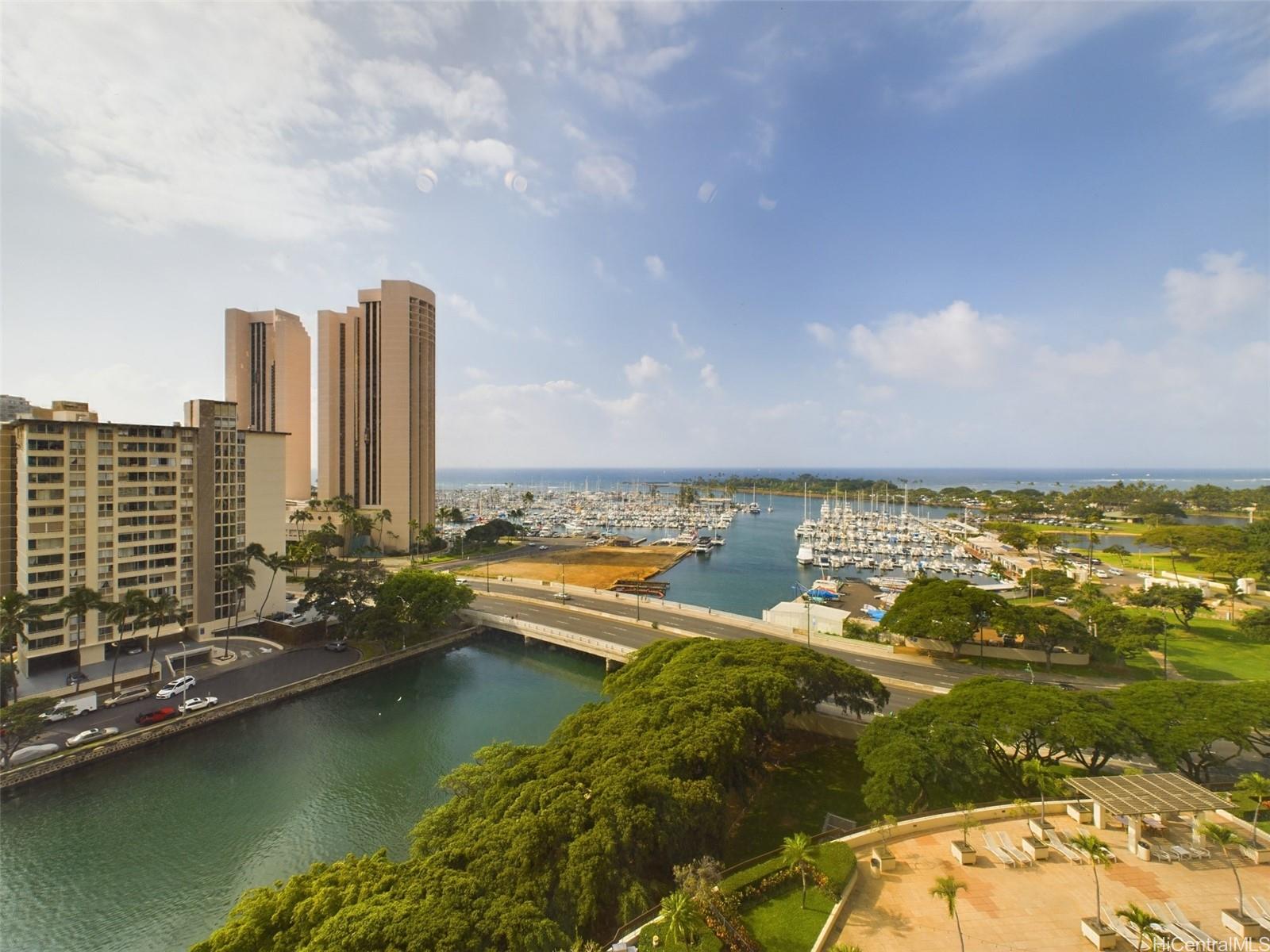 Yacht Harbor Towers condo # 1511, Honolulu, Hawaii - photo 13 of 21