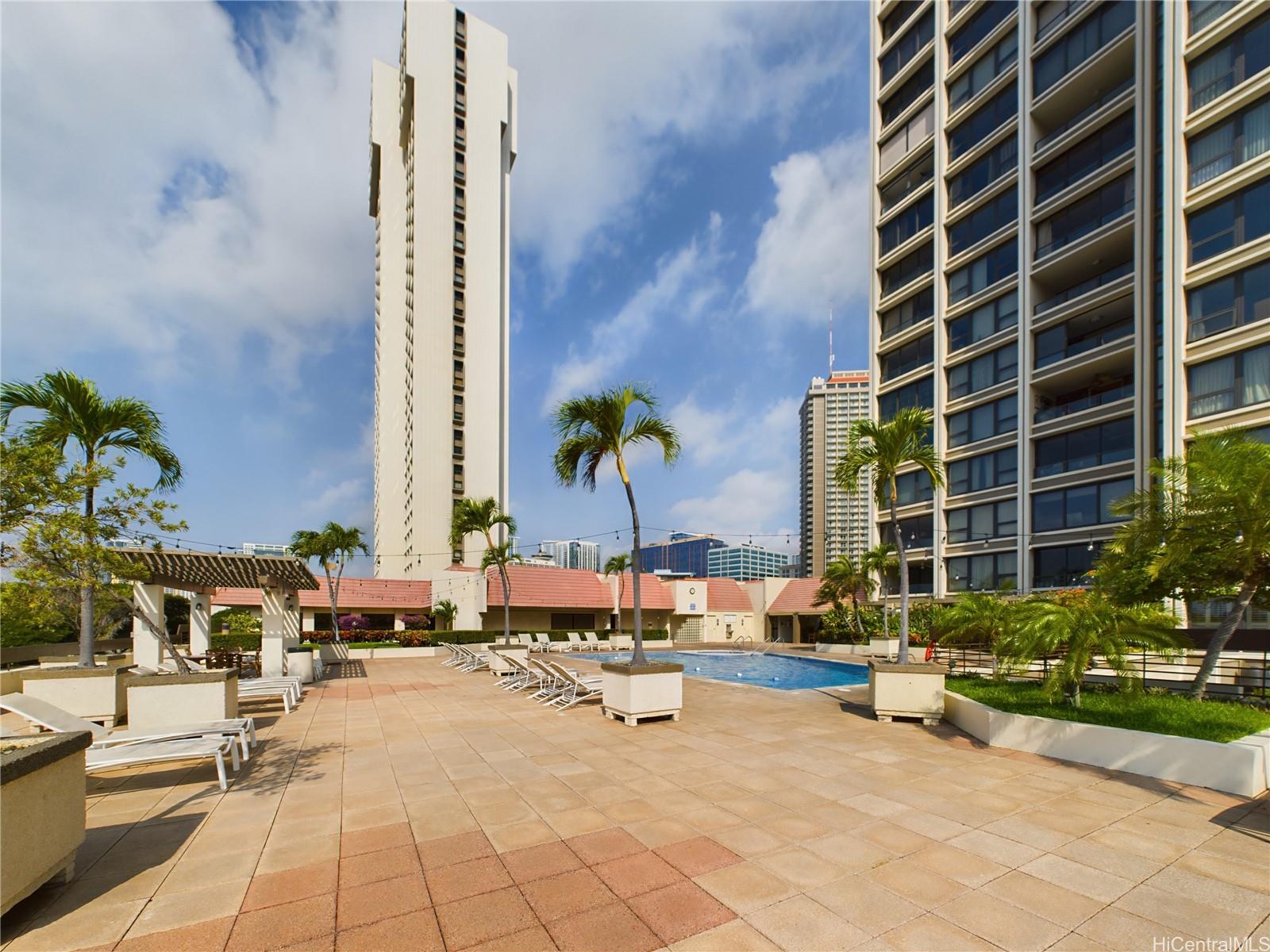 Yacht Harbor Towers condo # 1511, Honolulu, Hawaii - photo 21 of 21