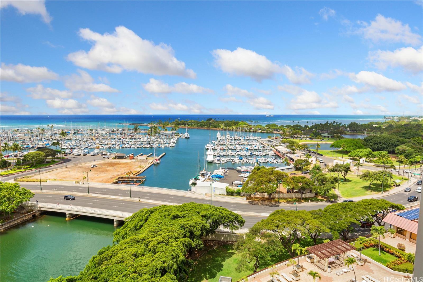 Yacht Harbor Towers condo # 1611, Honolulu, Hawaii - photo 17 of 24
