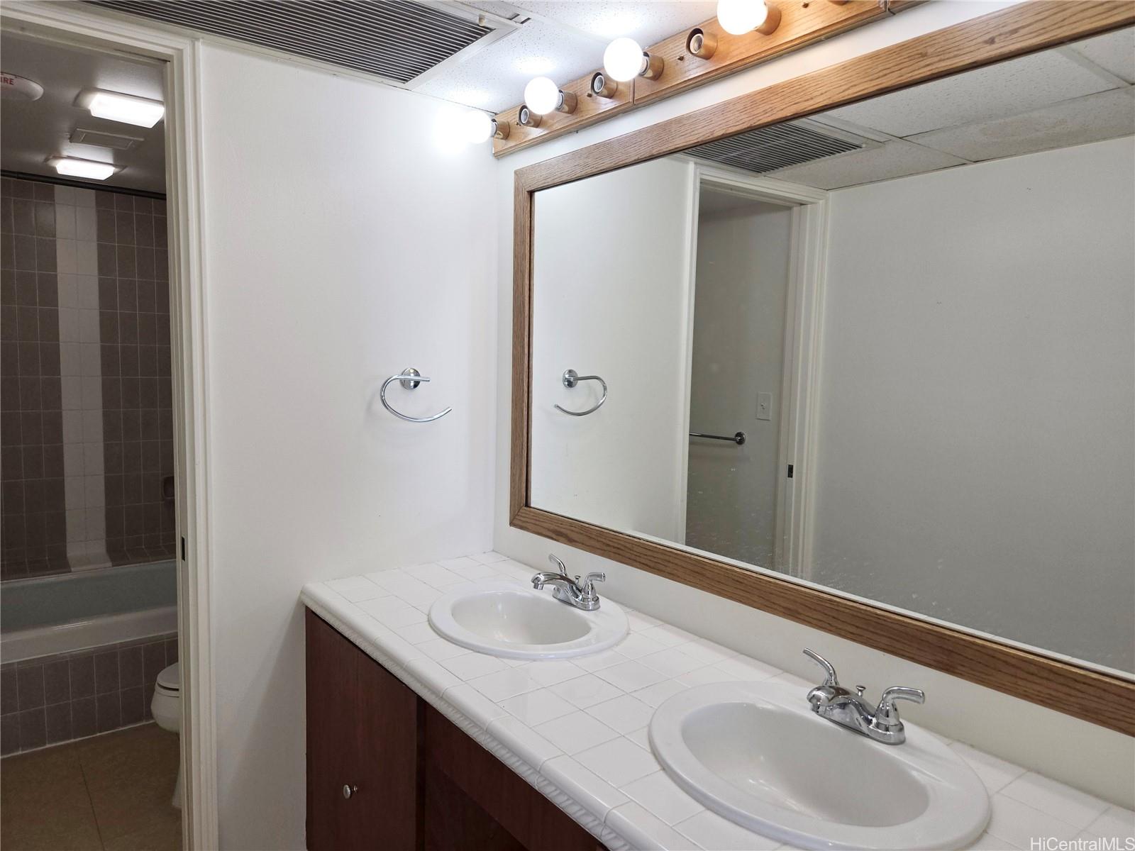 1650 Ala Moana Blvd Honolulu - Rental - photo 12 of 22