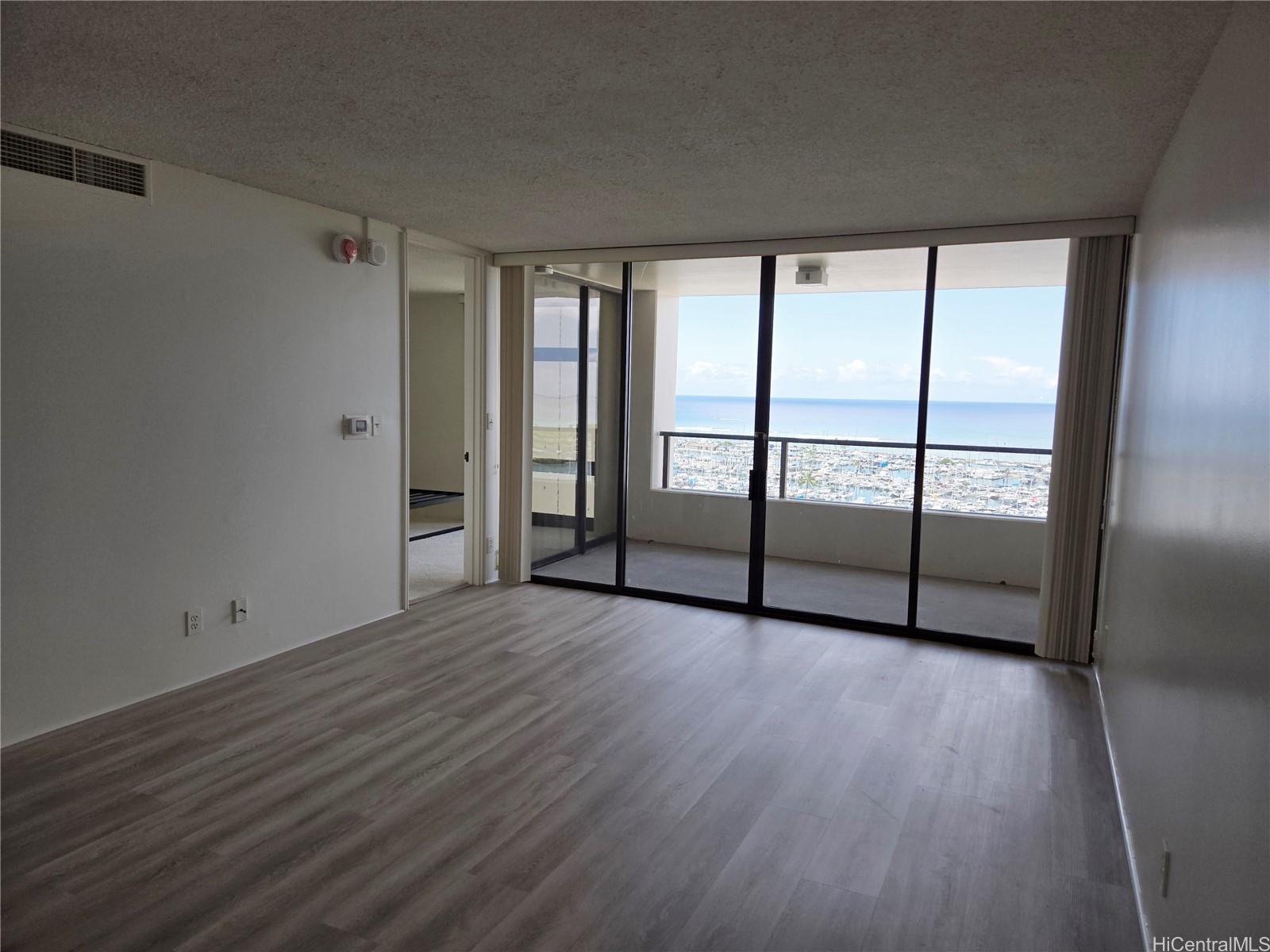 1650 Ala Moana Blvd Honolulu - Rental - photo 3 of 22