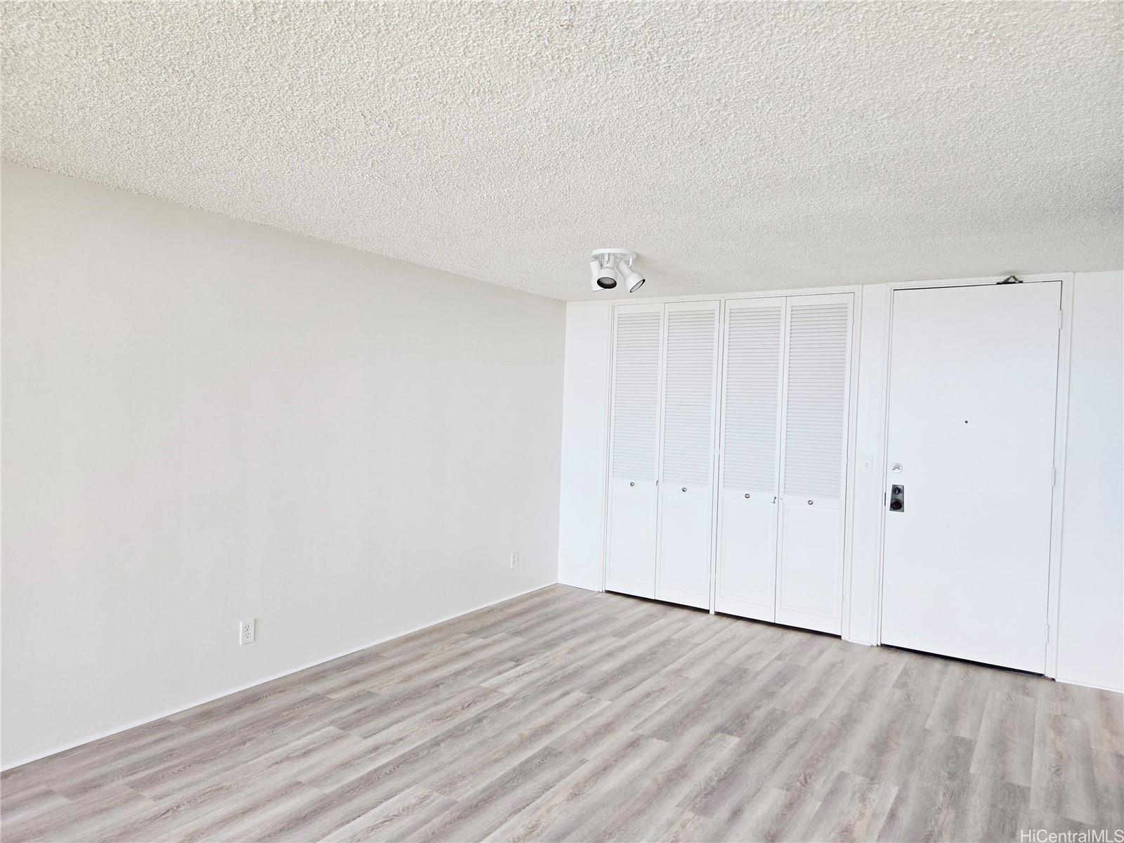 1650 Ala Moana Blvd Honolulu - Rental - photo 5 of 22