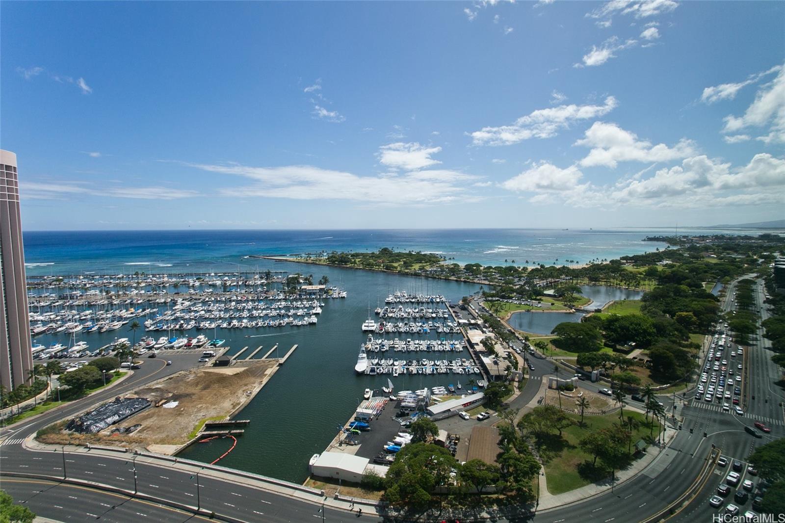 Yacht Harbor Towers condo # 2007, Honolulu, Hawaii - photo 15 of 15