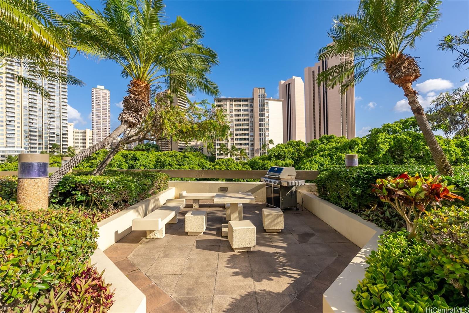 Yacht Harbor Towers condo # 2105, Honolulu, Hawaii - photo 17 of 20