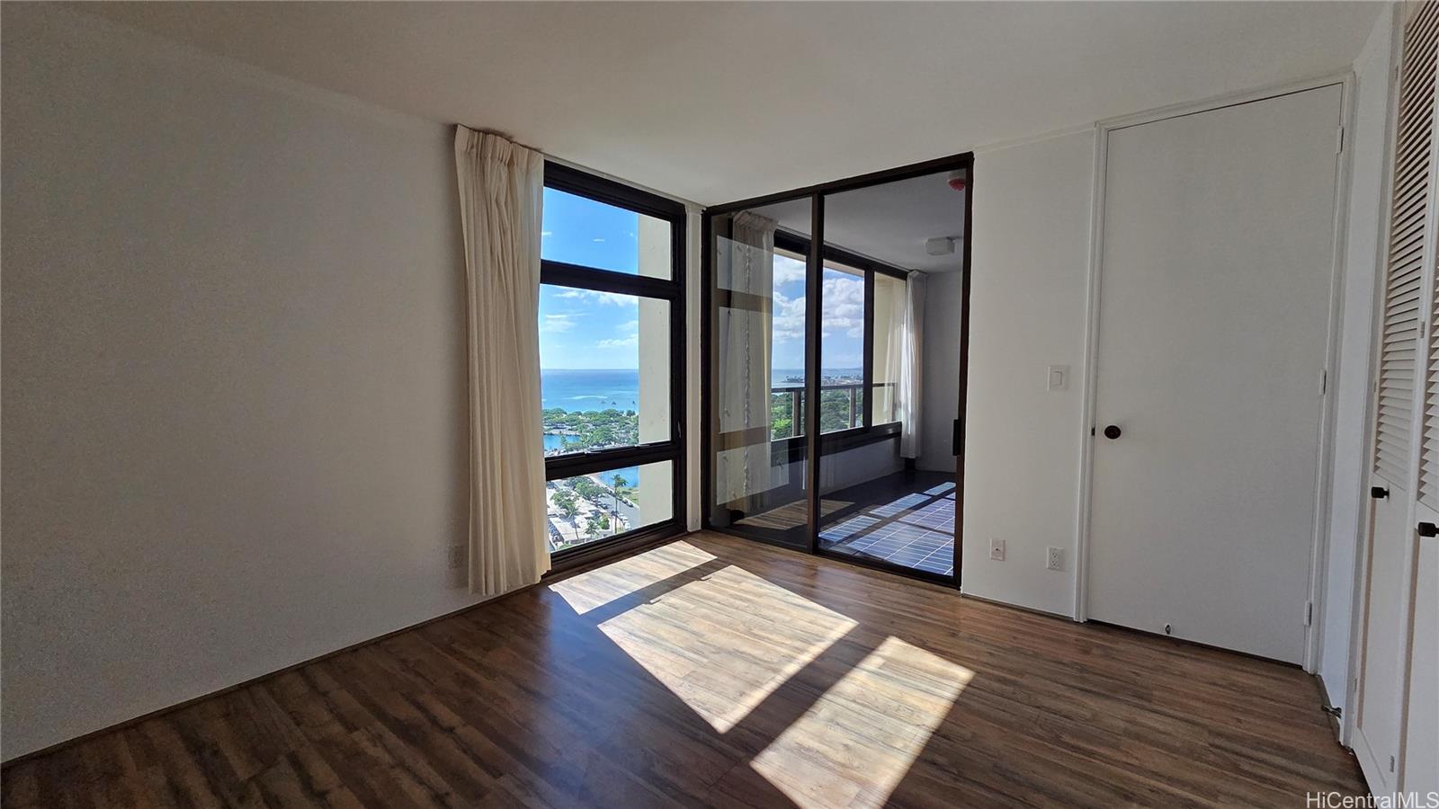 1650 Ala Moana Blvd Honolulu - Rental - photo 11 of 25