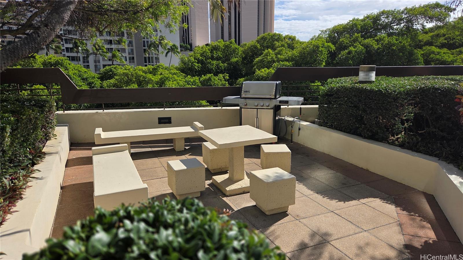 1650 Ala Moana Blvd Honolulu - Rental - photo 21 of 25