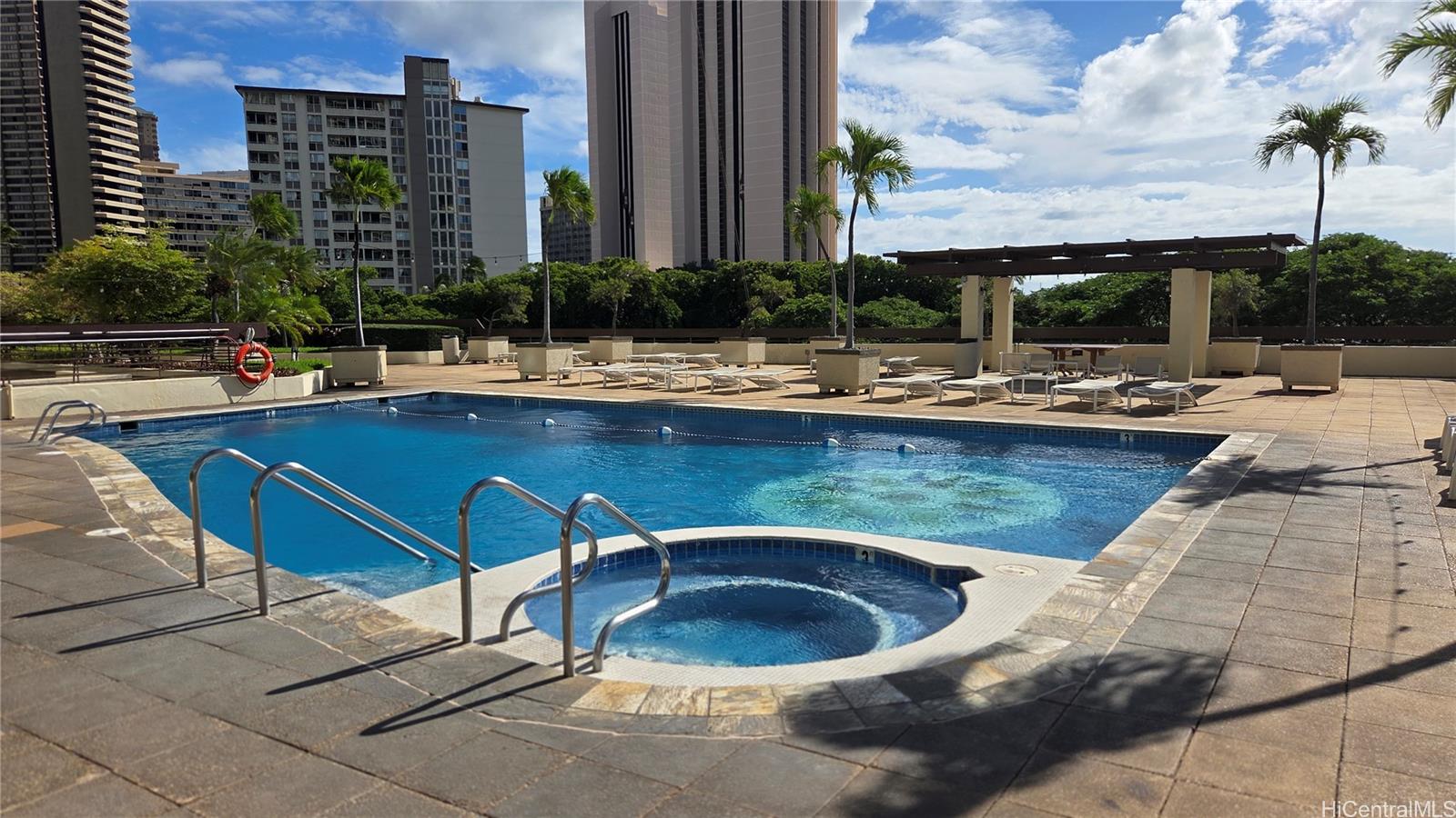 1650 Ala Moana Blvd Honolulu - Rental - photo 23 of 25