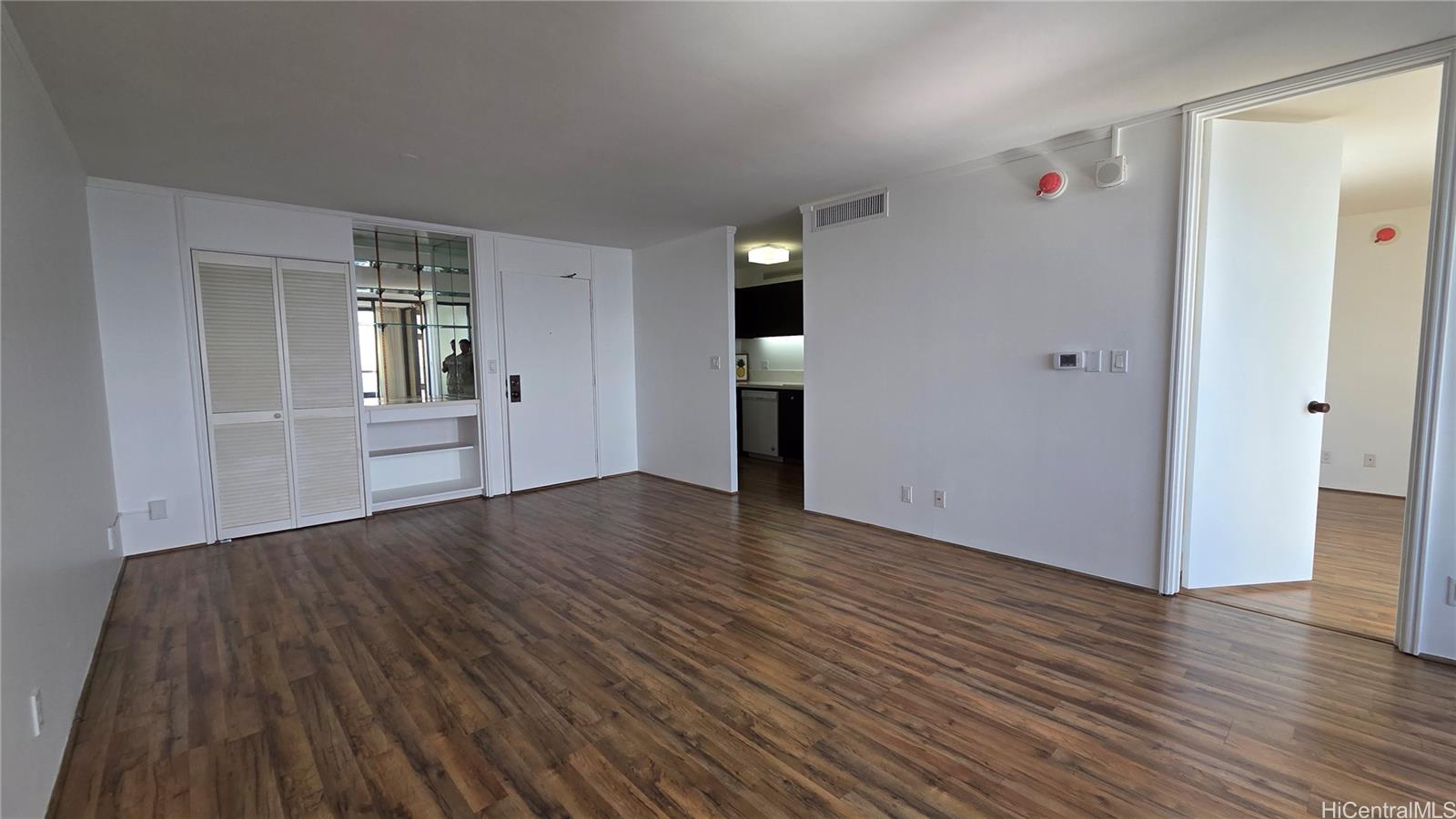 1650 Ala Moana Blvd Honolulu - Rental - photo 6 of 25