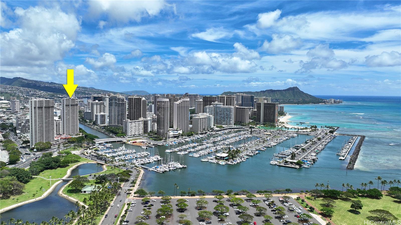 Yacht Harbor Towers condo # 2407, Honolulu, Hawaii - photo 23 of 24