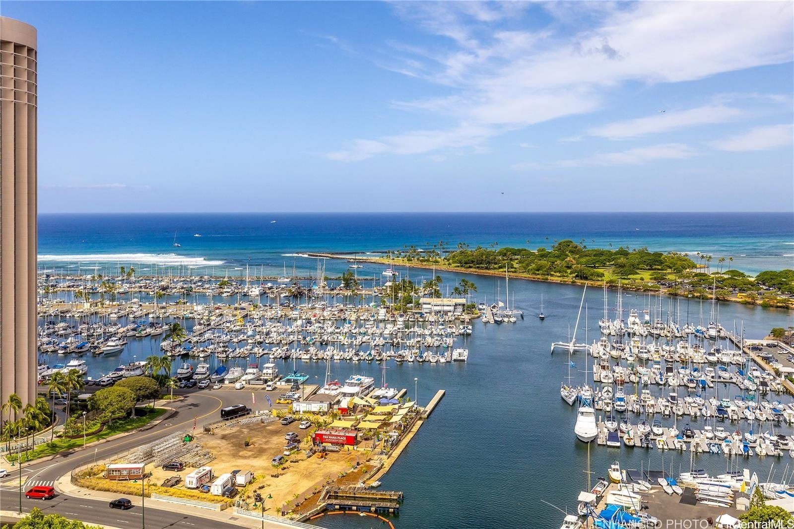 Yacht Harbor Towers condo # 2411, Honolulu, Hawaii - photo 17 of 24