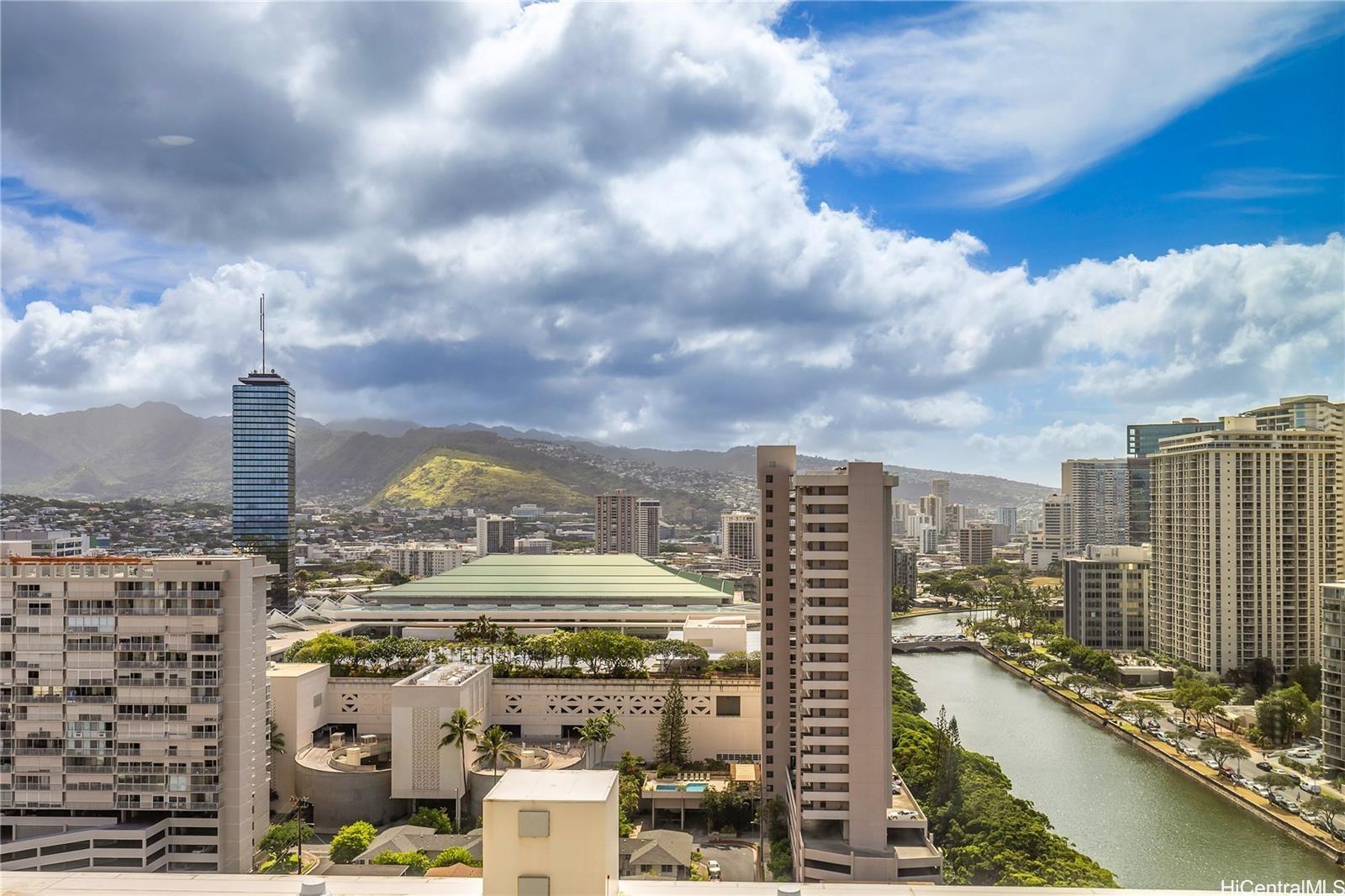 Yacht Harbor Towers condo # 2411, Honolulu, Hawaii - photo 19 of 24