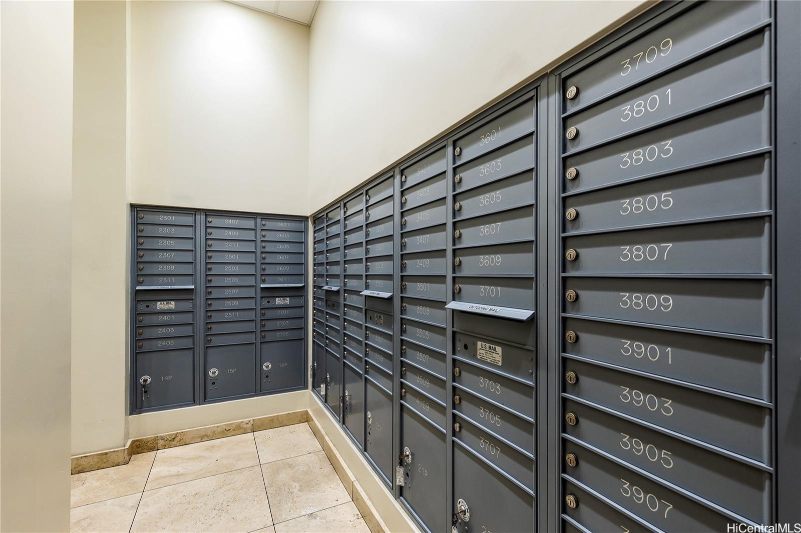 Yacht Harbor Towers condo # 2411, Honolulu, Hawaii - photo 3 of 24