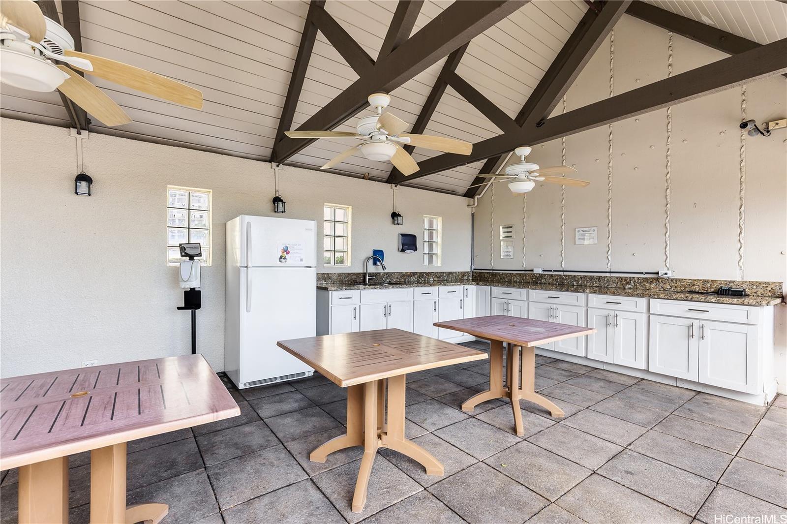 Yacht Harbor Towers condo # 2411, Honolulu, Hawaii - photo 21 of 24