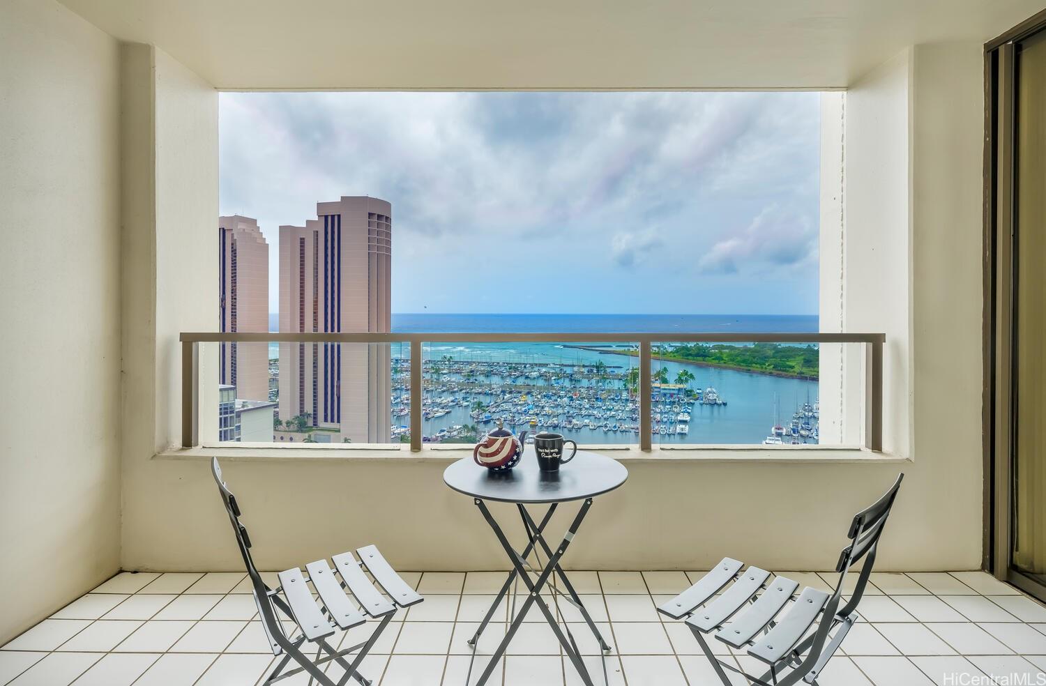 Yacht Harbor Towers condo # 2611, Honolulu, Hawaii - photo 2 of 25