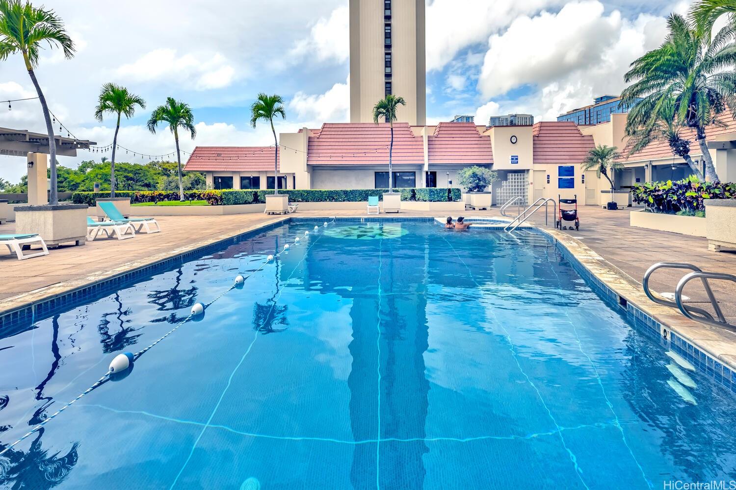 Yacht Harbor Towers condo # 2611, Honolulu, Hawaii - photo 21 of 25