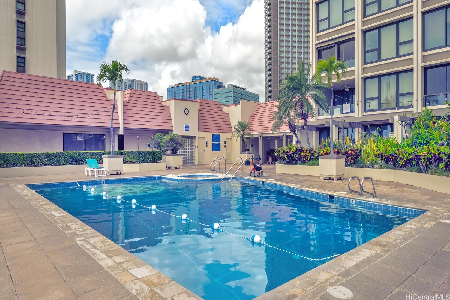 Yacht Harbor Towers condo # 2611, Honolulu, Hawaii - photo 22 of 25