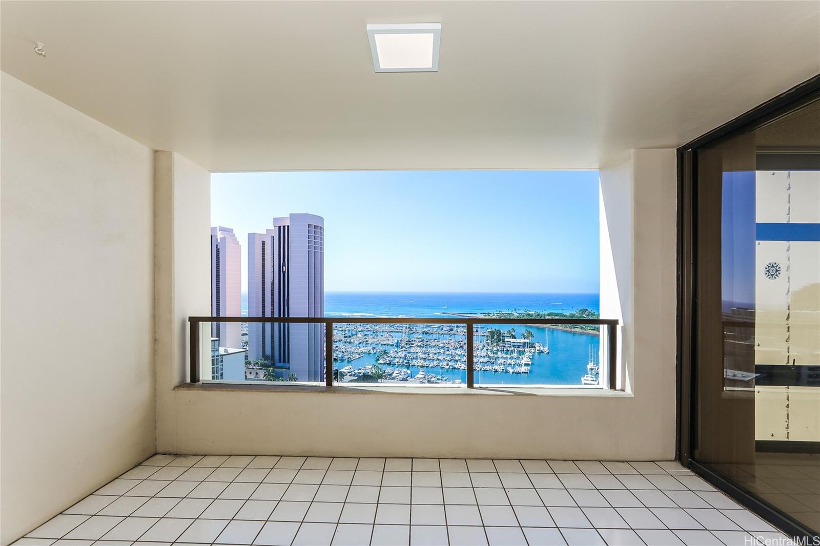 Yacht Harbor Towers condo # 2611, Honolulu, Hawaii - photo 2 of 25