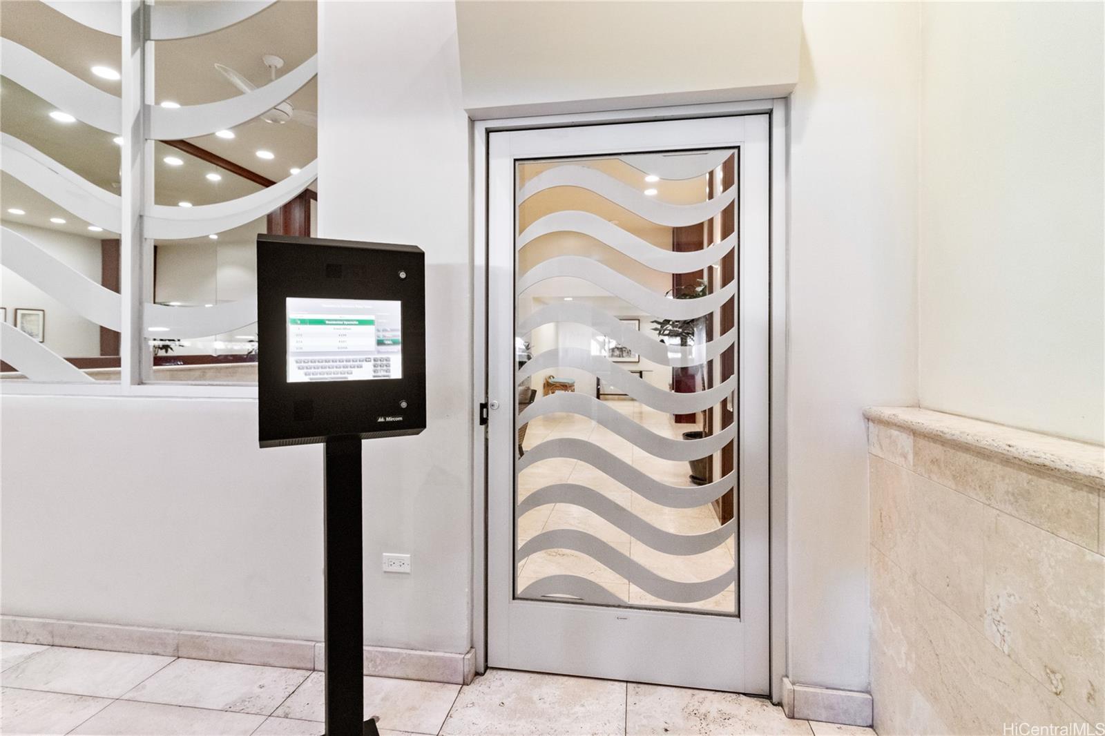 Yacht Harbor Towers condo # 3107, Honolulu, Hawaii - photo 2 of 20