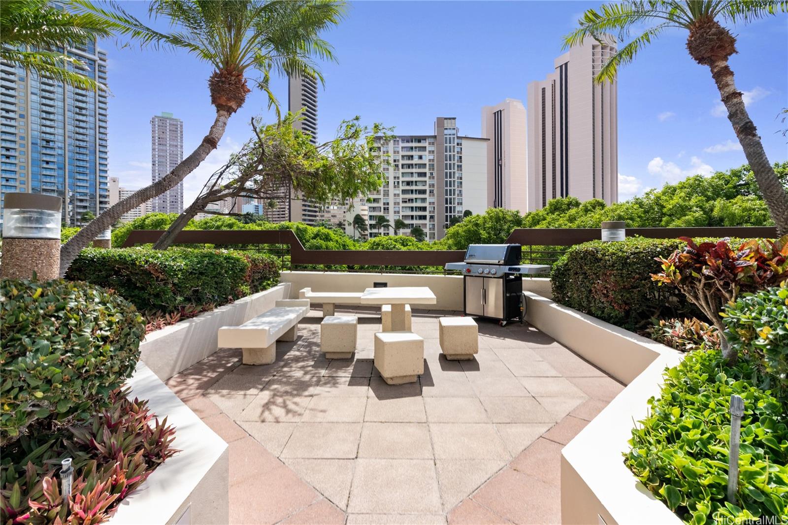 Yacht Harbor Towers condo # 3107, Honolulu, Hawaii - photo 19 of 20