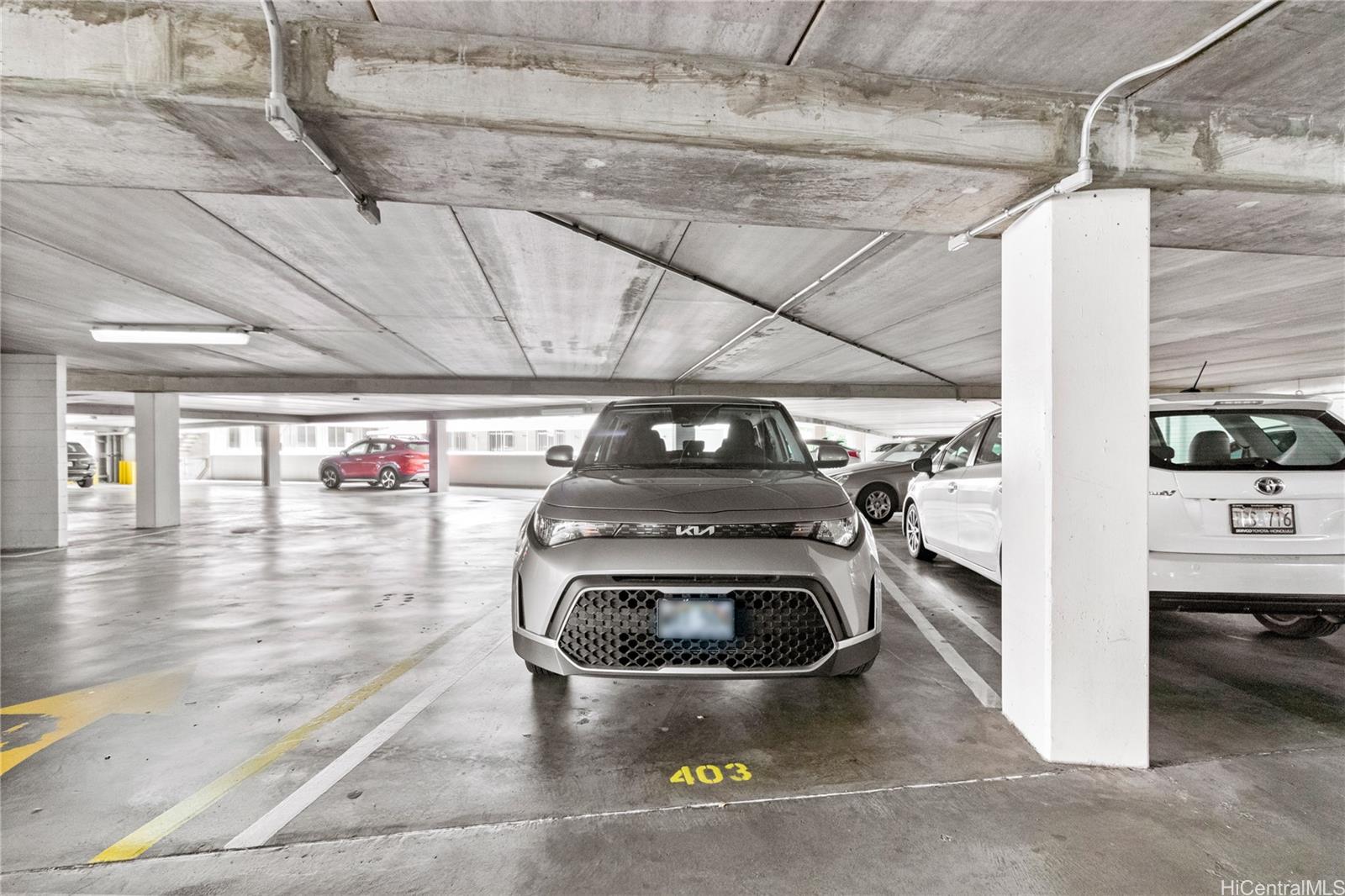 Yacht Harbor Towers condo # 3107, Honolulu, Hawaii - photo 20 of 20