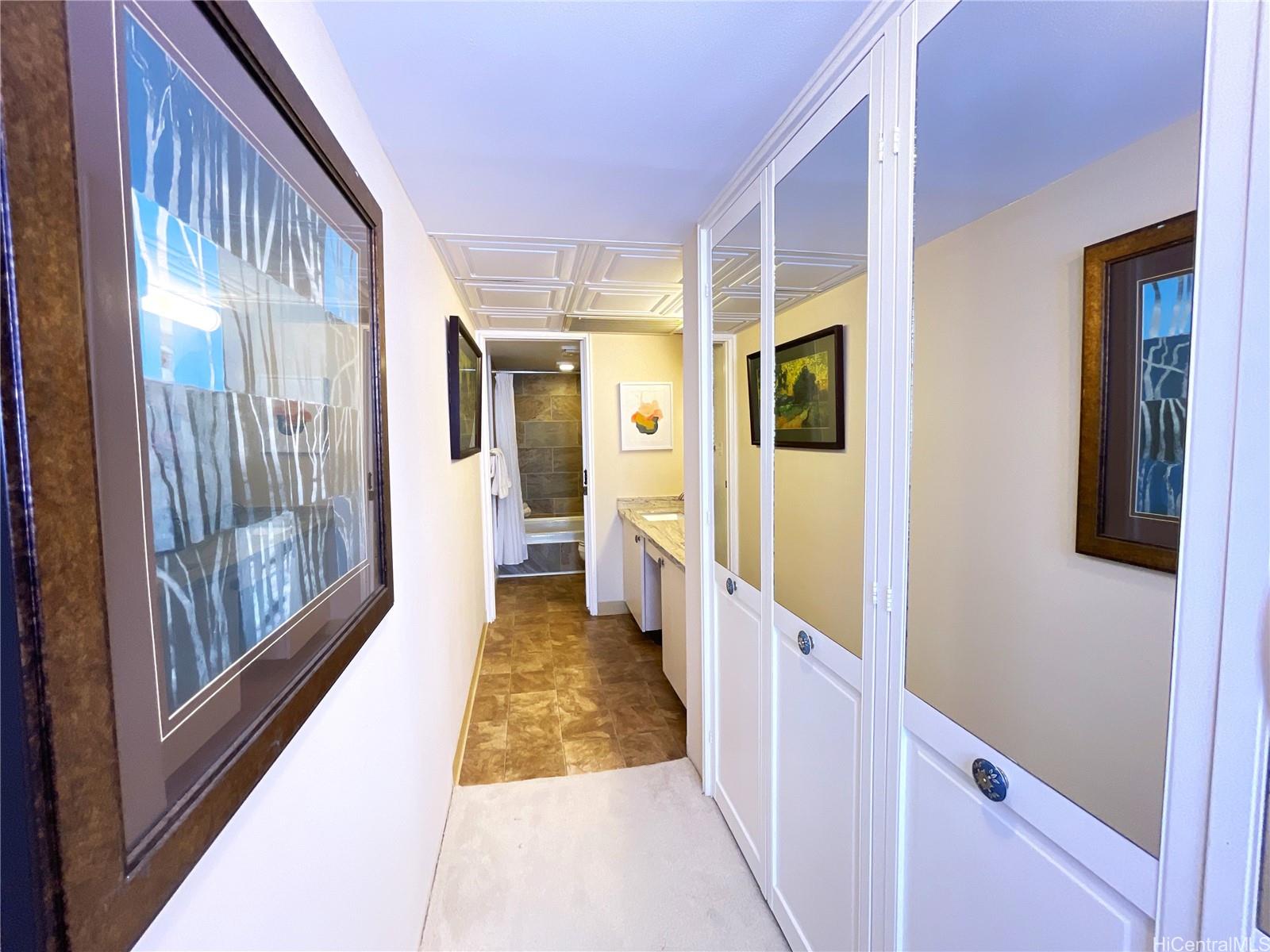 Yacht Harbor Towers condo # 3405, Honolulu, Hawaii - photo 18 of 23