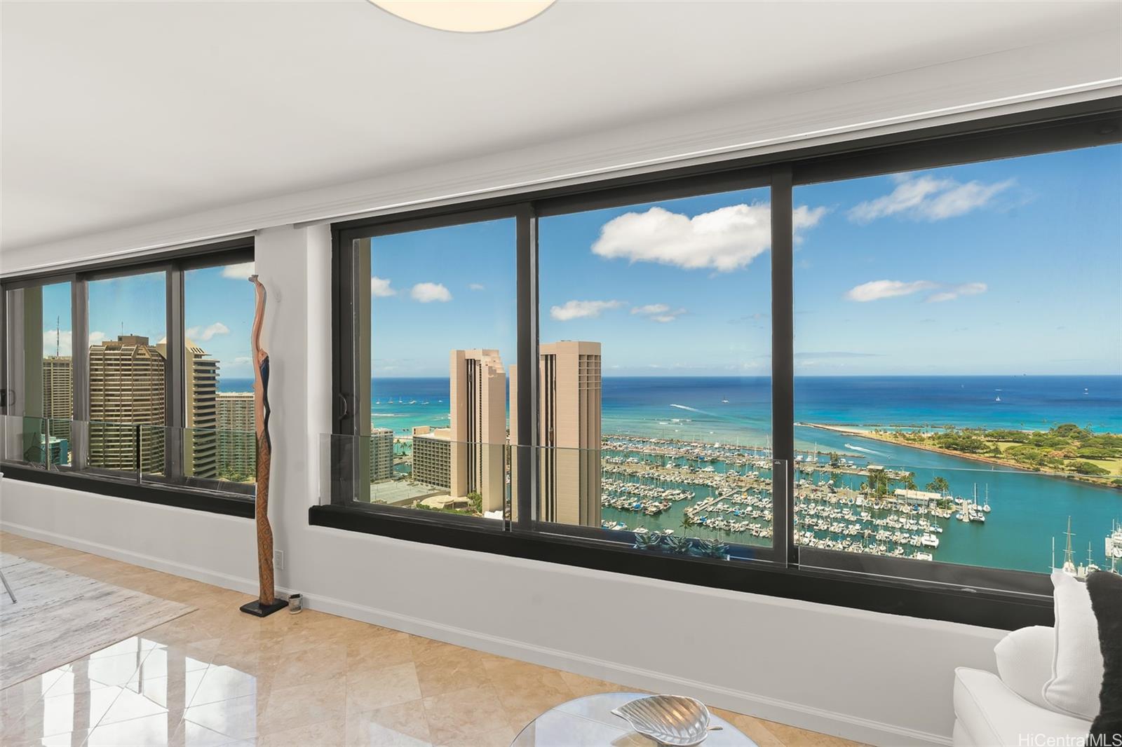 Yacht Harbor Towers condo # 3707, Honolulu, Hawaii - photo 3 of 23