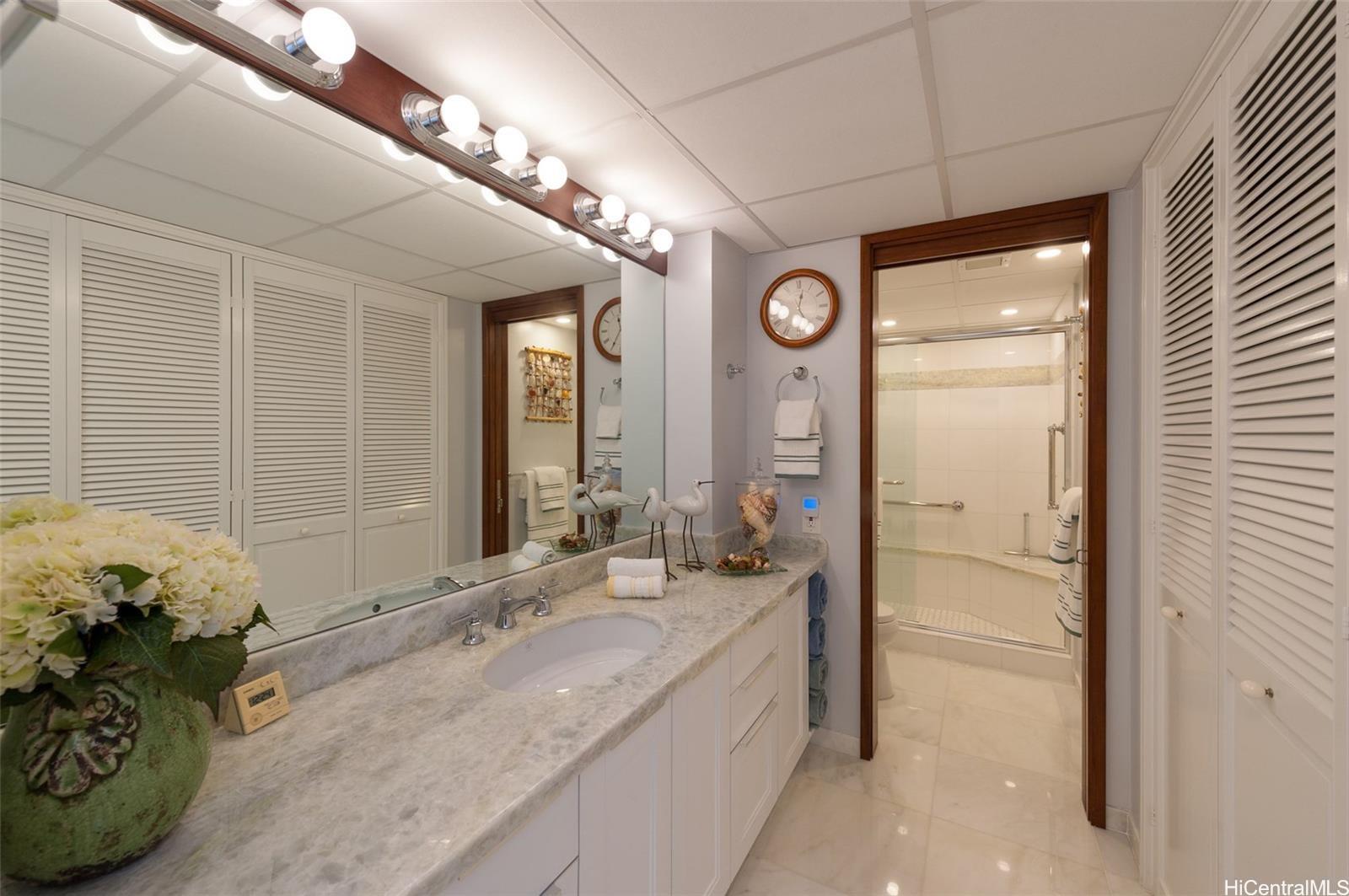 Yacht Harbor Towers condo # 3801, Honolulu, Hawaii - photo 18 of 25