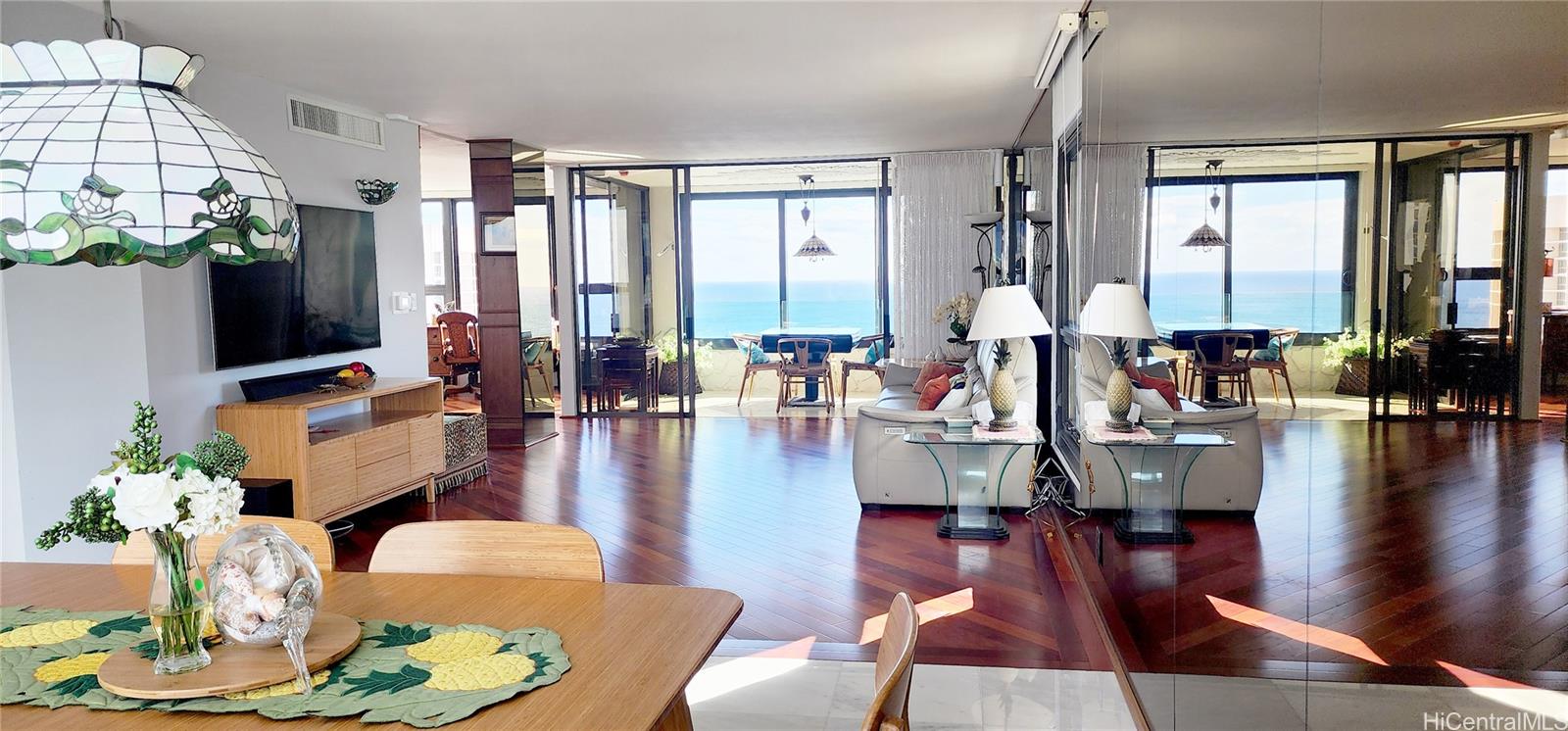 Yacht Harbor Towers condo # 3801, Honolulu, Hawaii - photo 6 of 25