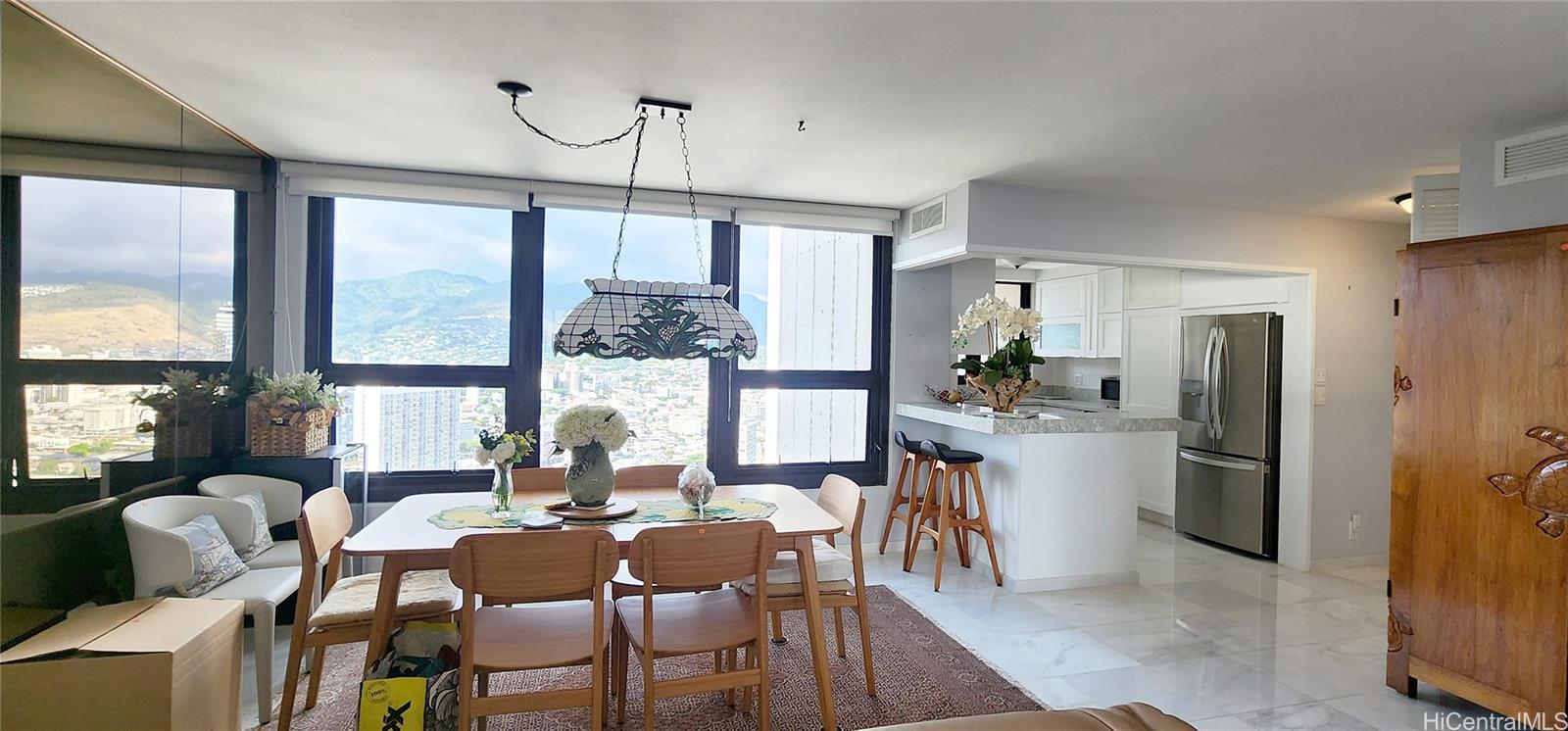 Yacht Harbor Towers condo # 3801, Honolulu, Hawaii - photo 8 of 25