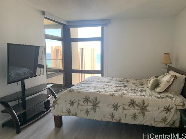 1650 Ala Moana Blvd Honolulu - Rental - photo 3 of 9