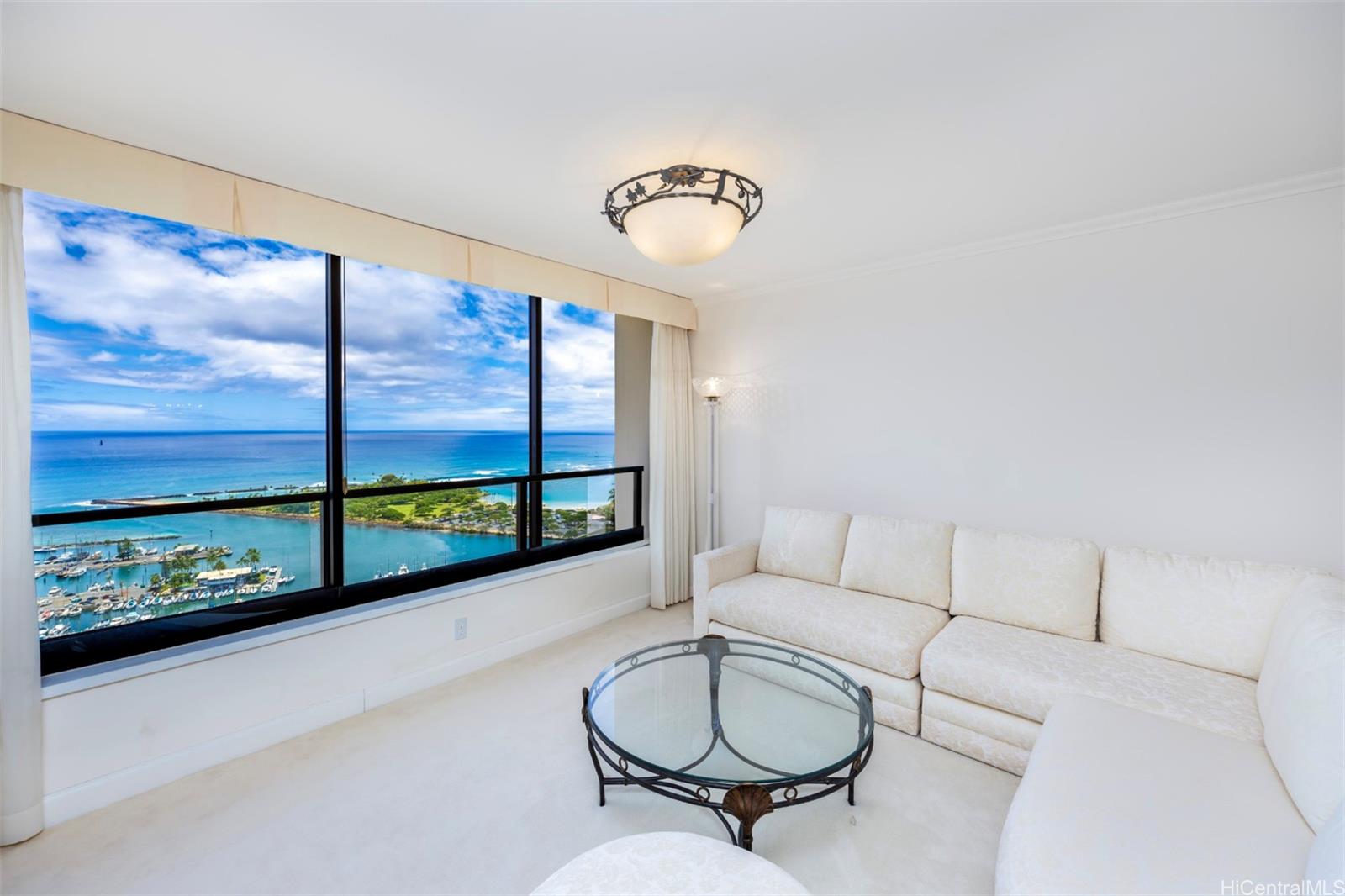 Yacht Harbor Towers condo # 3901, Honolulu, Hawaii - photo 2 of 25