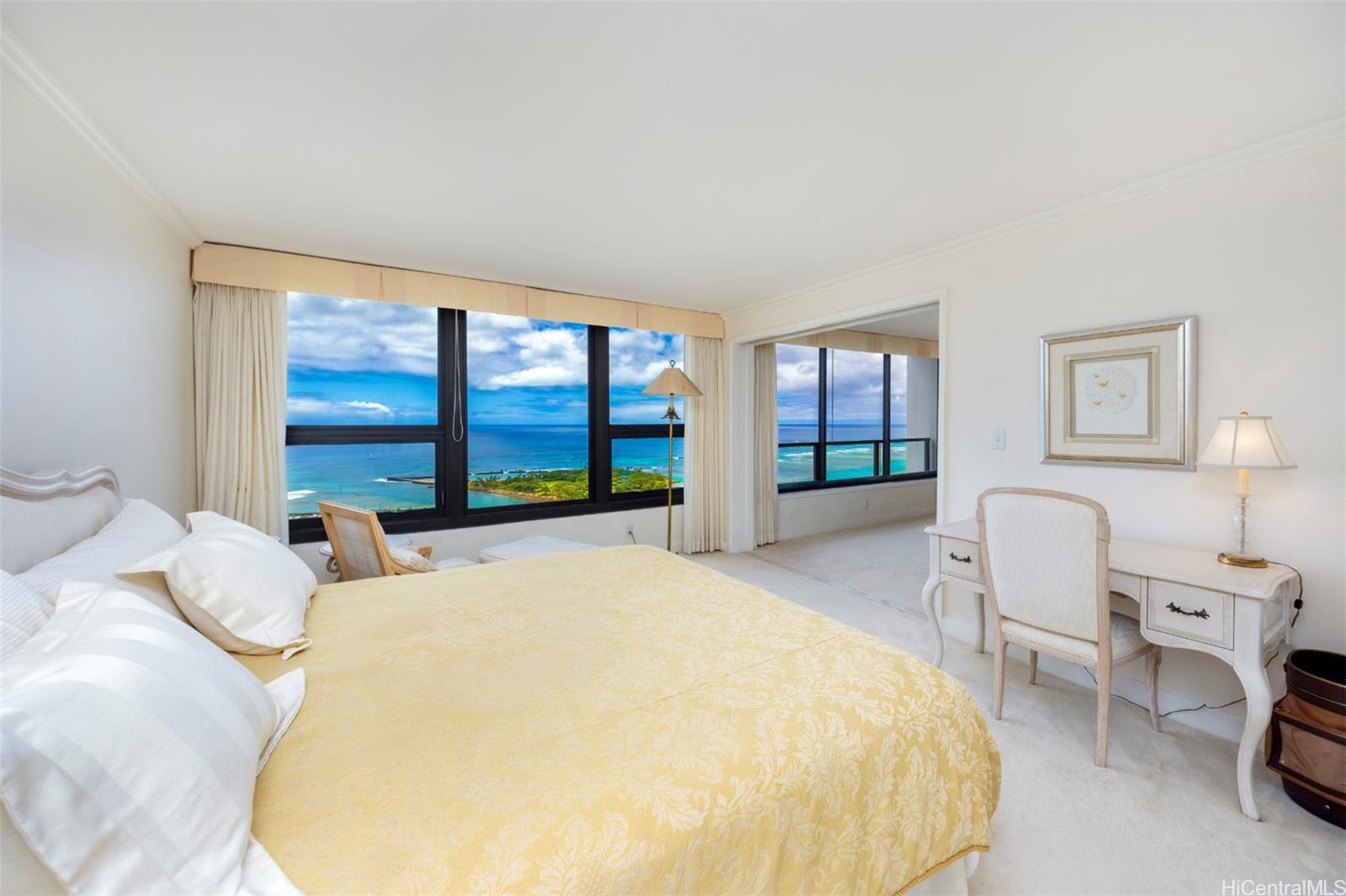 Yacht Harbor Towers condo # 3901, Honolulu, Hawaii - photo 13 of 25