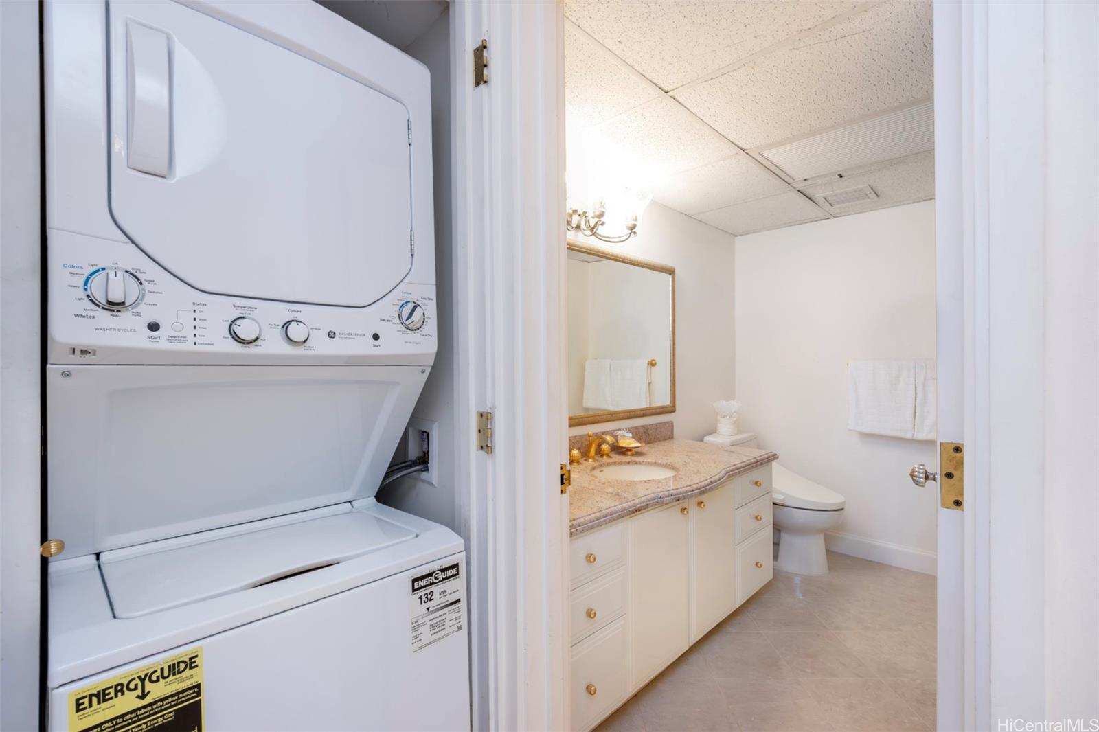 Yacht Harbor Towers condo # 3901, Honolulu, Hawaii - photo 22 of 25