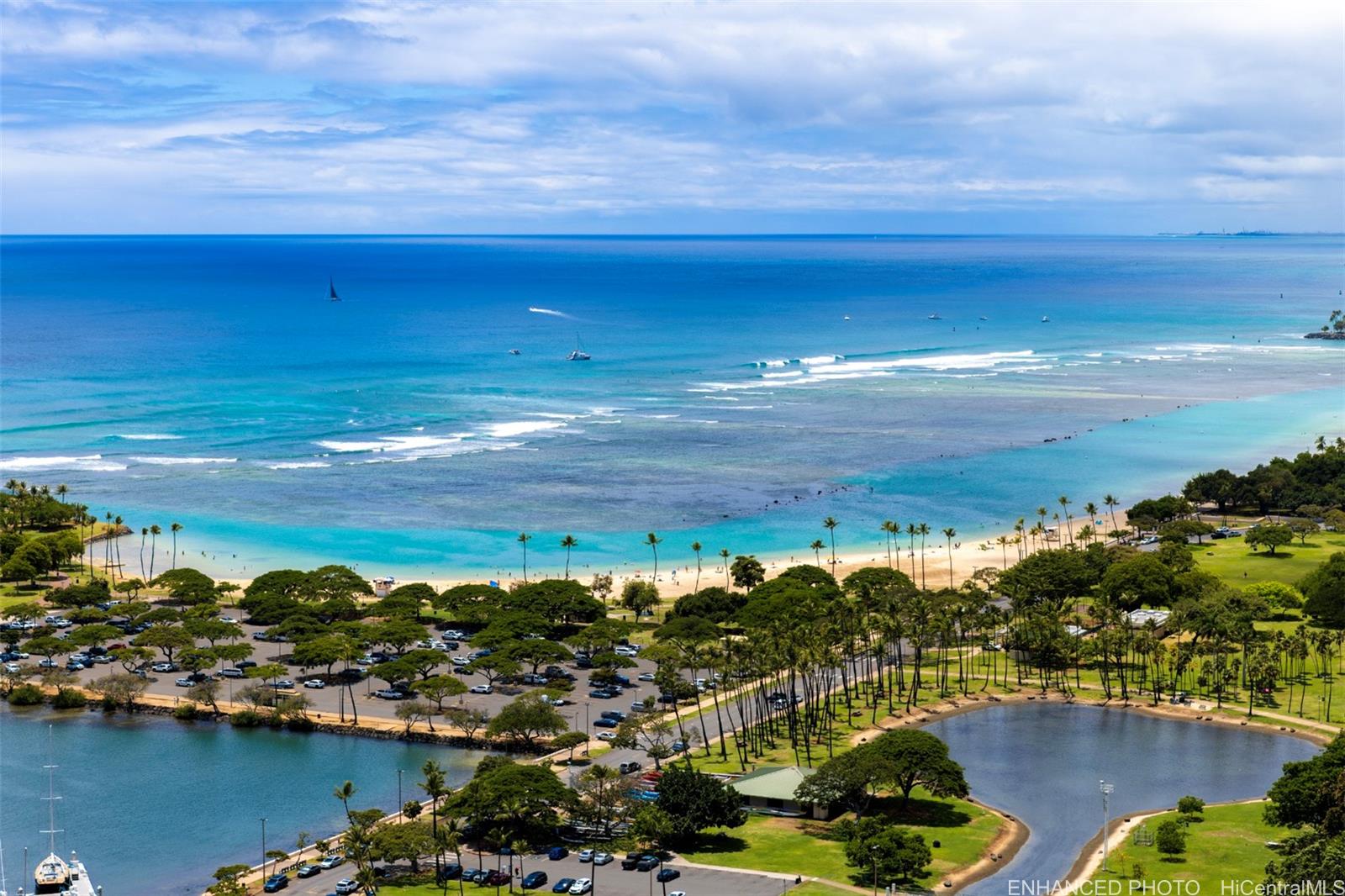 Yacht Harbor Towers condo # 3901, Honolulu, Hawaii - photo 7 of 25
