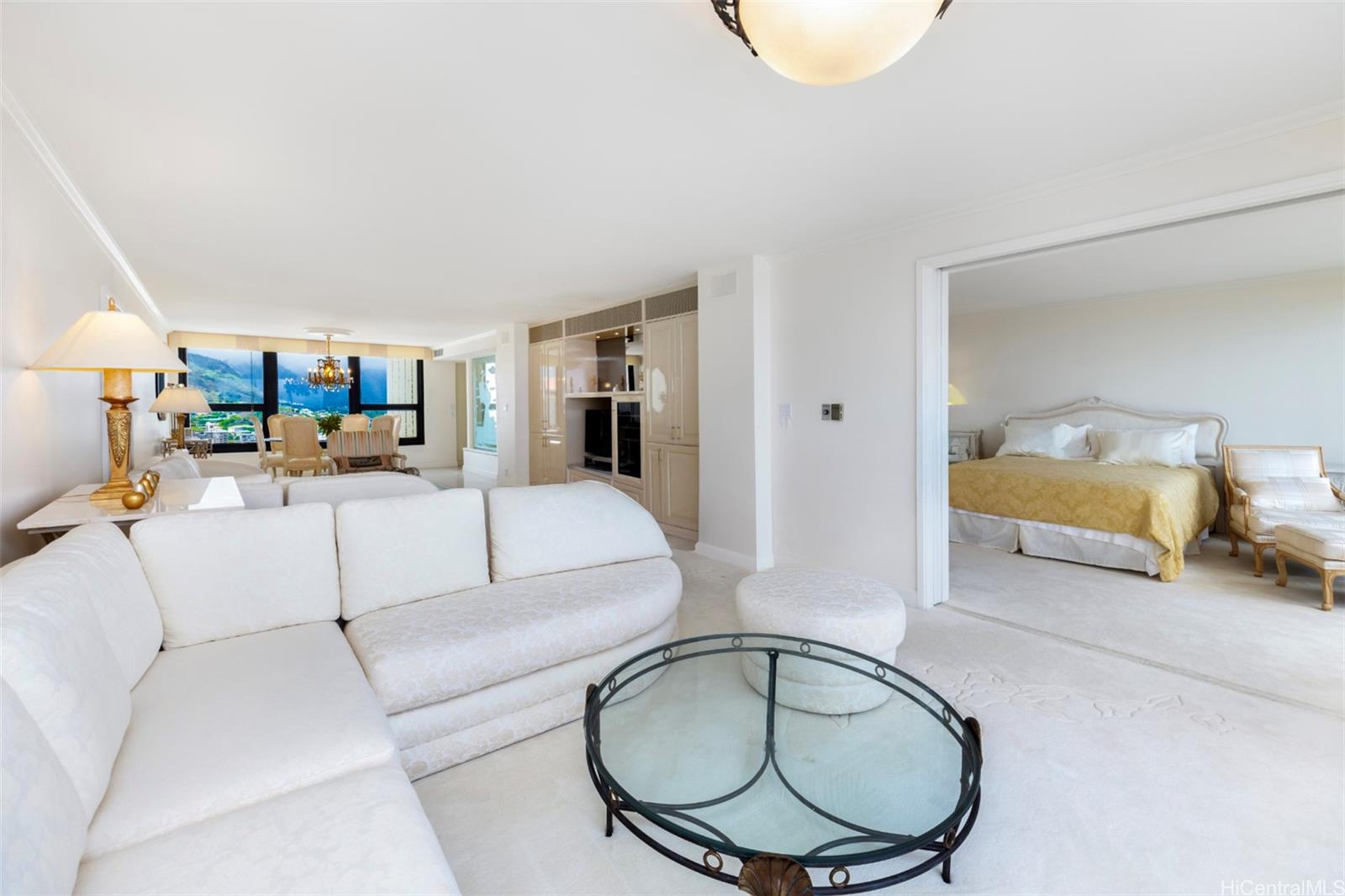 Yacht Harbor Towers condo # 3901, Honolulu, Hawaii - photo 8 of 25