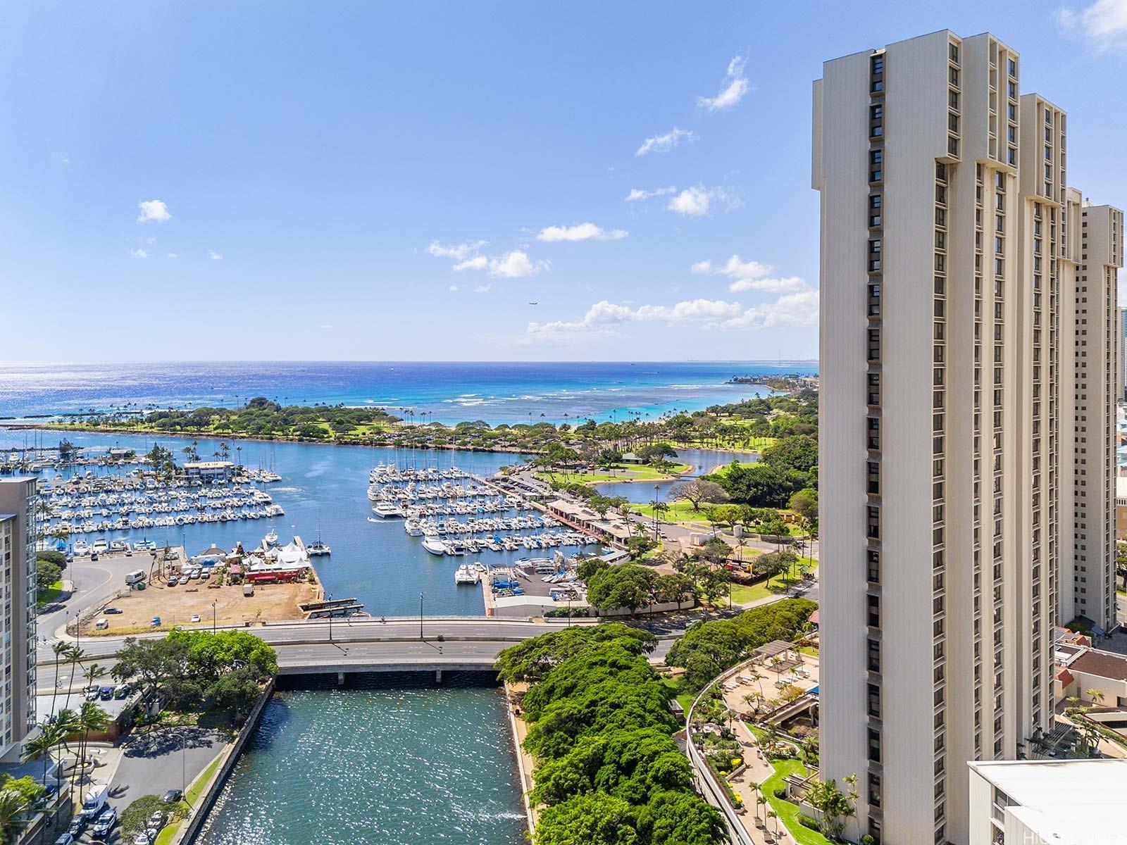 Yacht Harbor Towers condo # 4003, Honolulu, Hawaii - photo 25 of 25