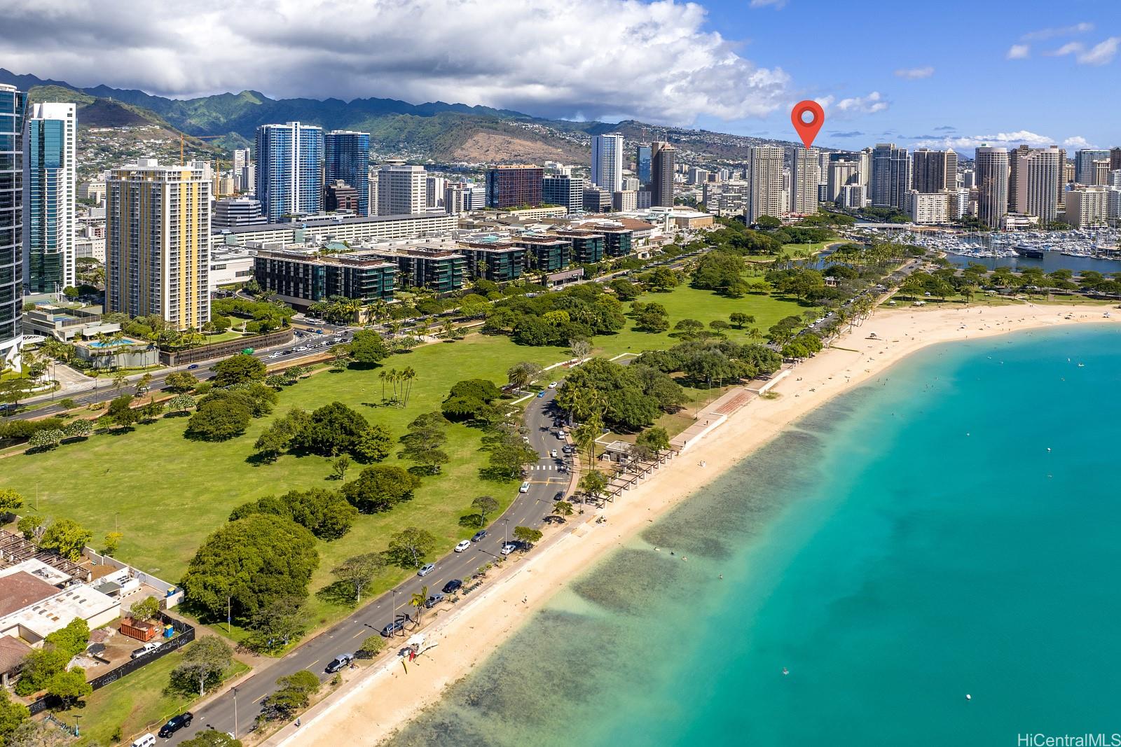 Yacht Harbor Towers condo # 4005, Honolulu, Hawaii - photo 4 of 25